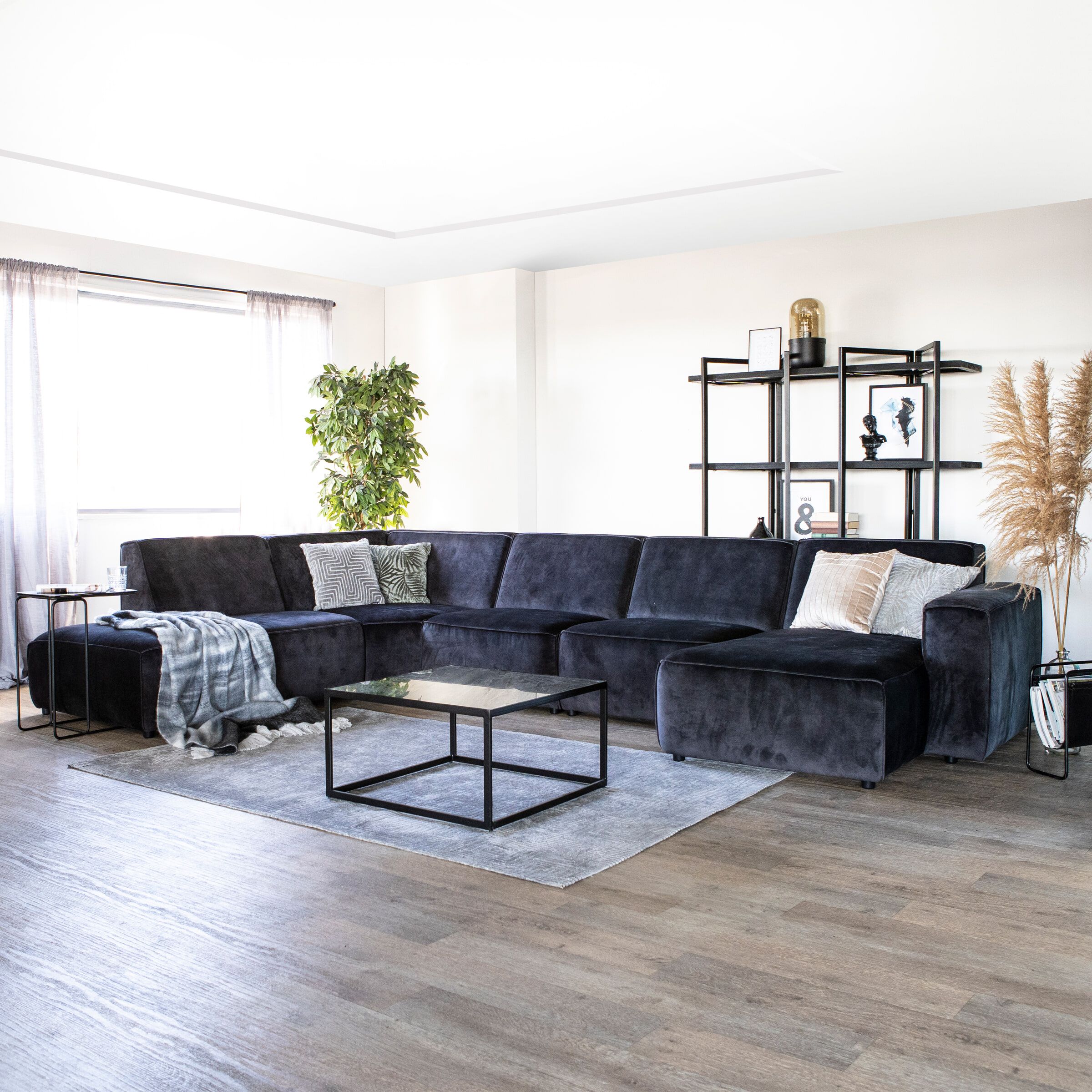 Amarillo Hoekbank van SEVN in Luxe Antraciet Velvet – Comfort en Modulaire Flexibiliteit