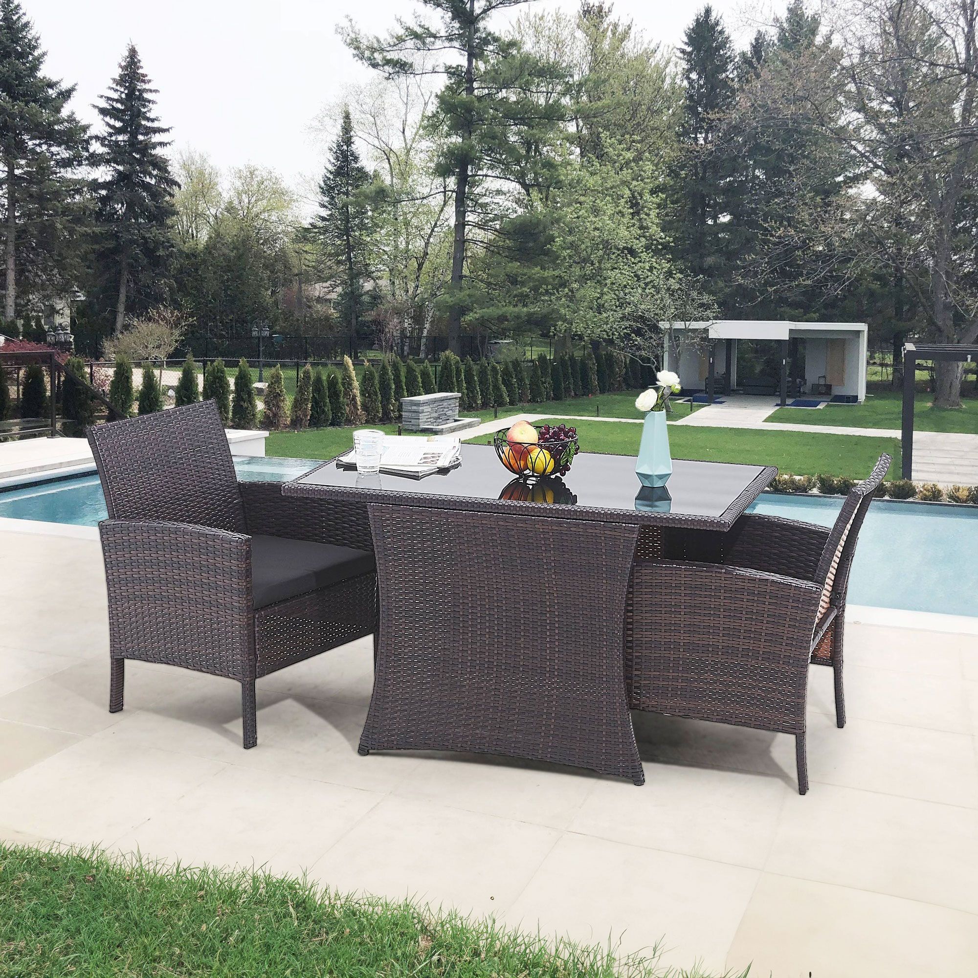 Artistiq Loungeset Tarah – Bruine polyrattan tafel met 2 comfortabele fauteuils