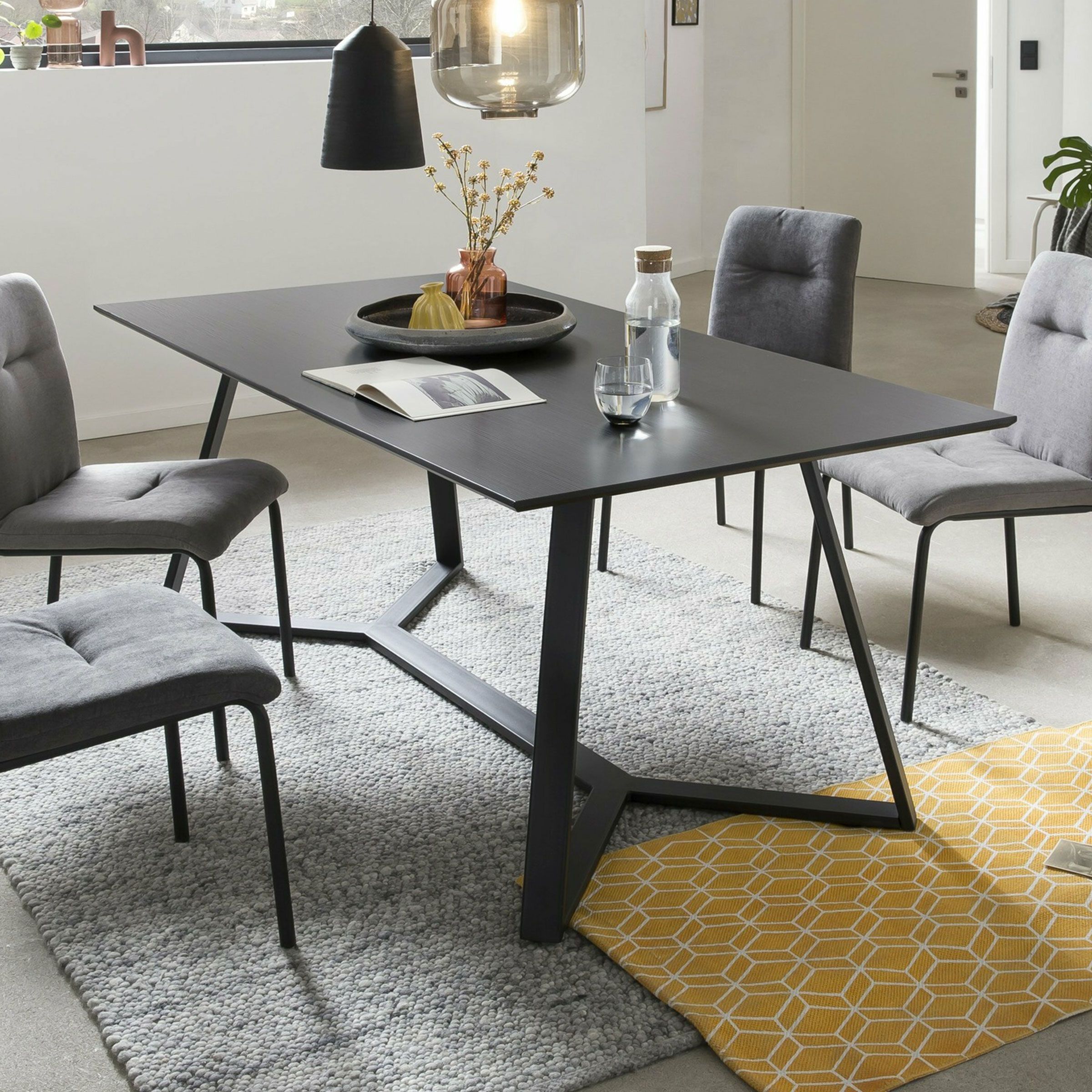 Artistiq Matias eettafel 180 × 90 cm – Strak zwart design voor het moderne interieur