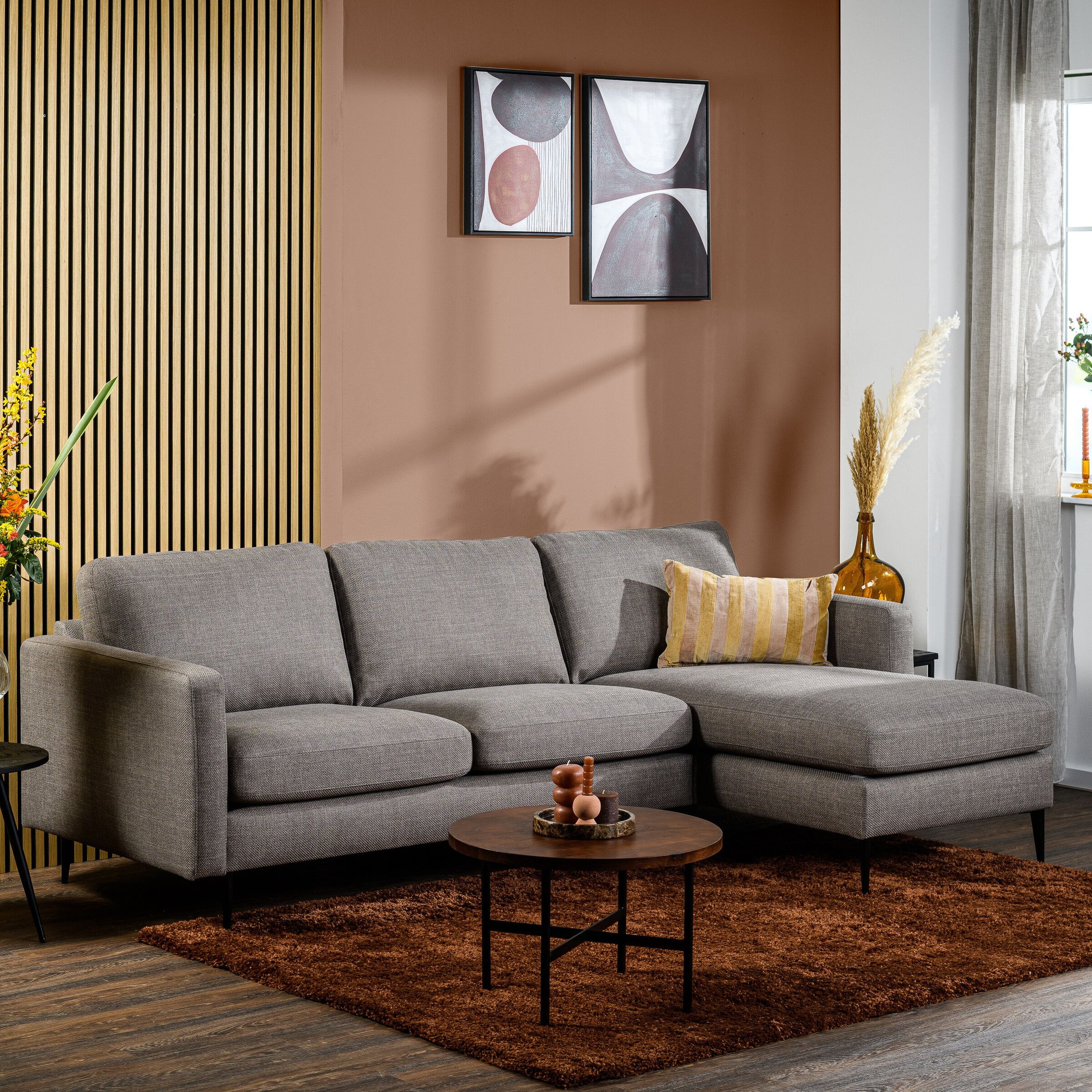 BASE 3‑zits Loungebank Shawneen – Luxe en Flexibiliteit in Taupe