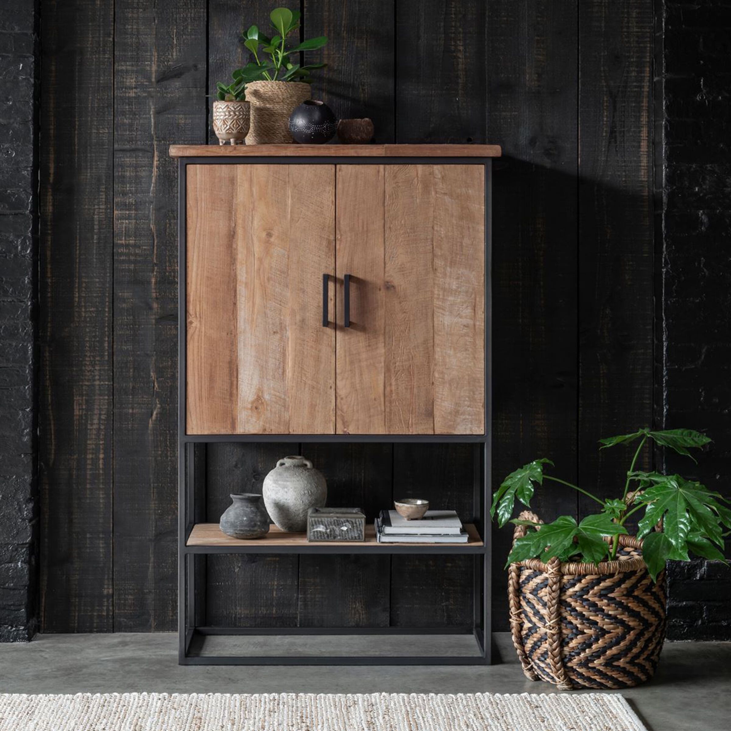 Beam Opbergkast van Gerecycled Teakhout – Stijlvolle Functionaliteit voor elk Interieur