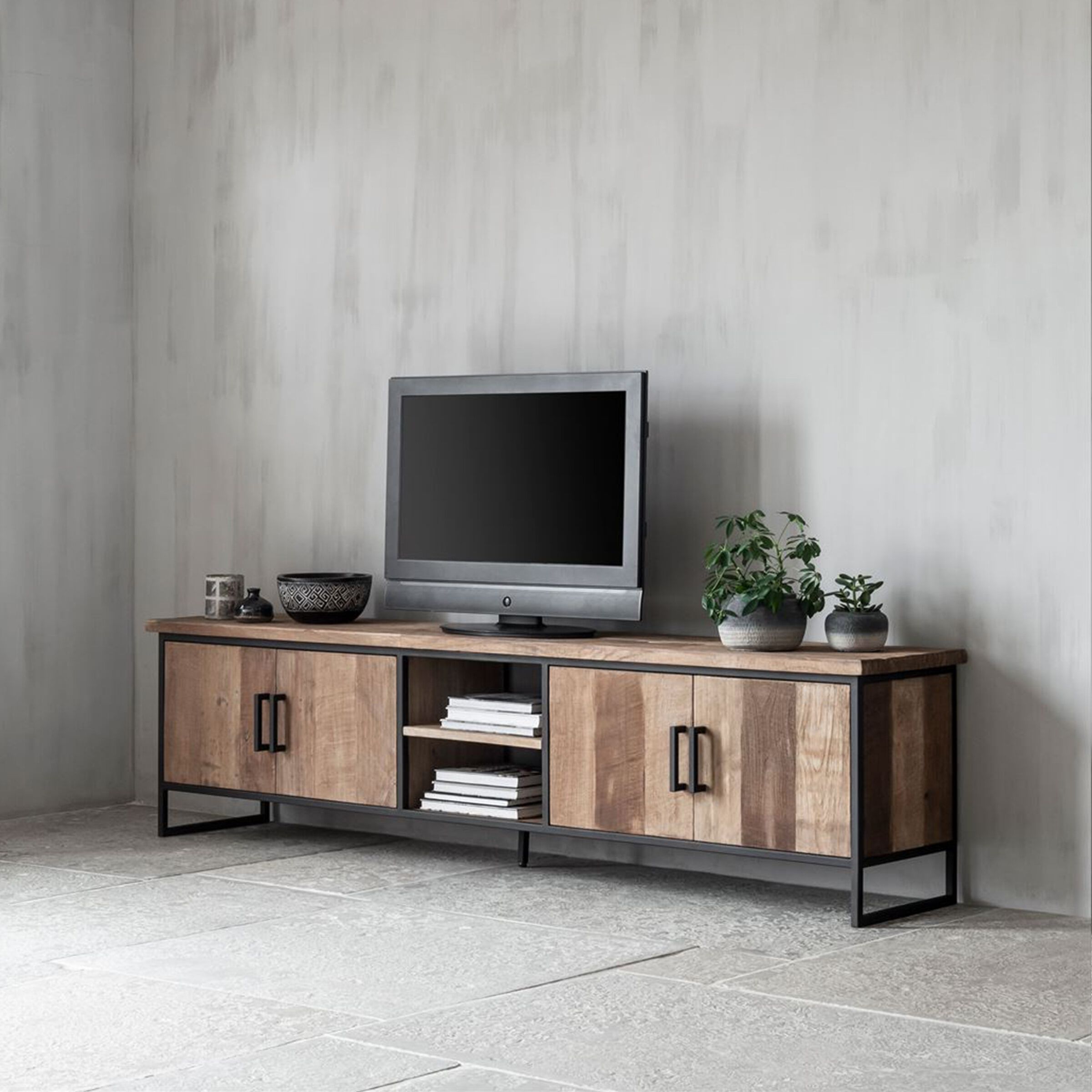 Beam TV‑meubel van DTP Home – 220 cm Naturele teakhouten look