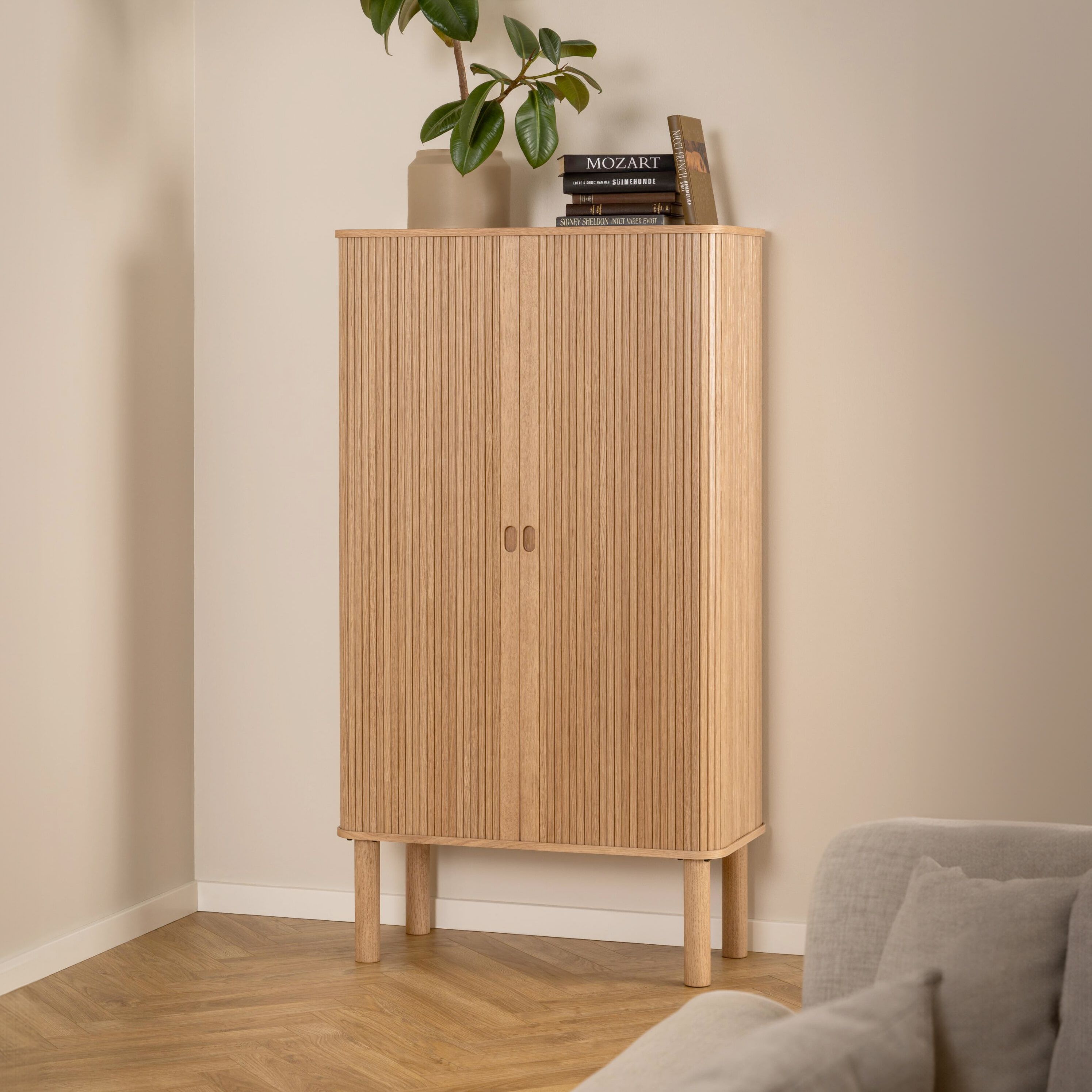 Bendt Alandria Opbergkast – Gelakt Eiken, 145 × 80 cm, Naturel