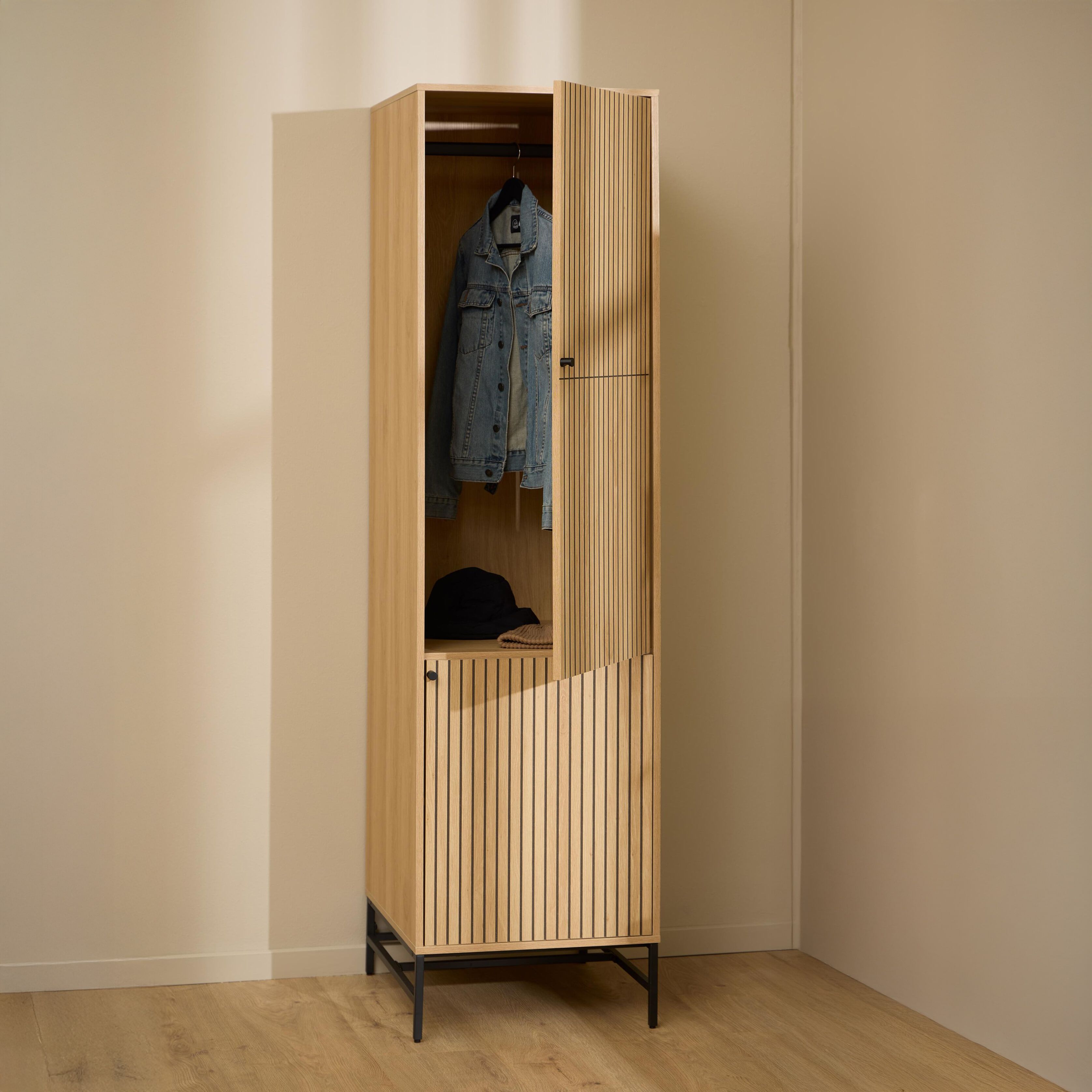Bendt Davon Smalle Kledingkast – Eikenlook, 200 cm × 51 cm