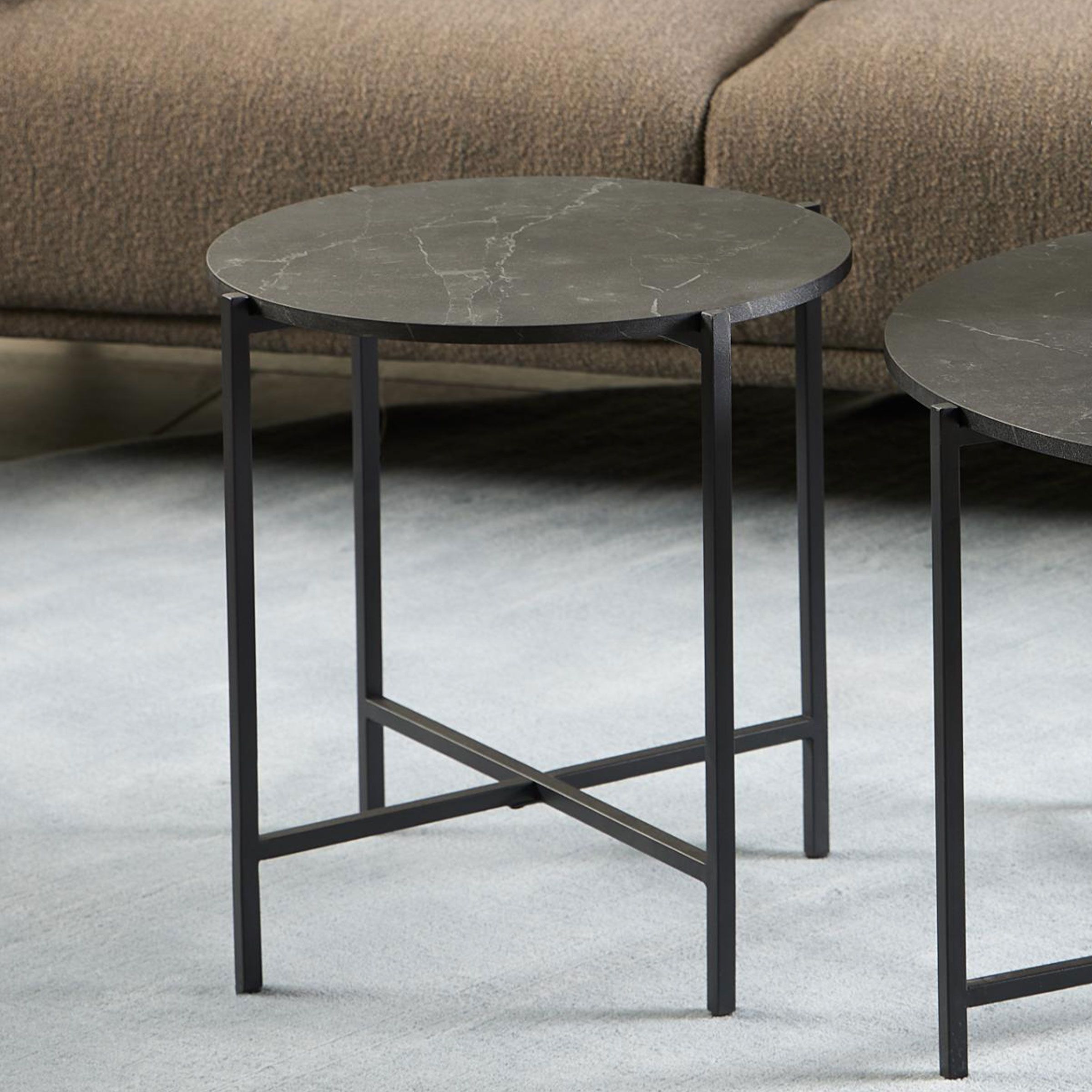Bendt Ronde Bijzettafel Natally Marmerlook – Stijlvolle Zwarte Accent in 40 cm
