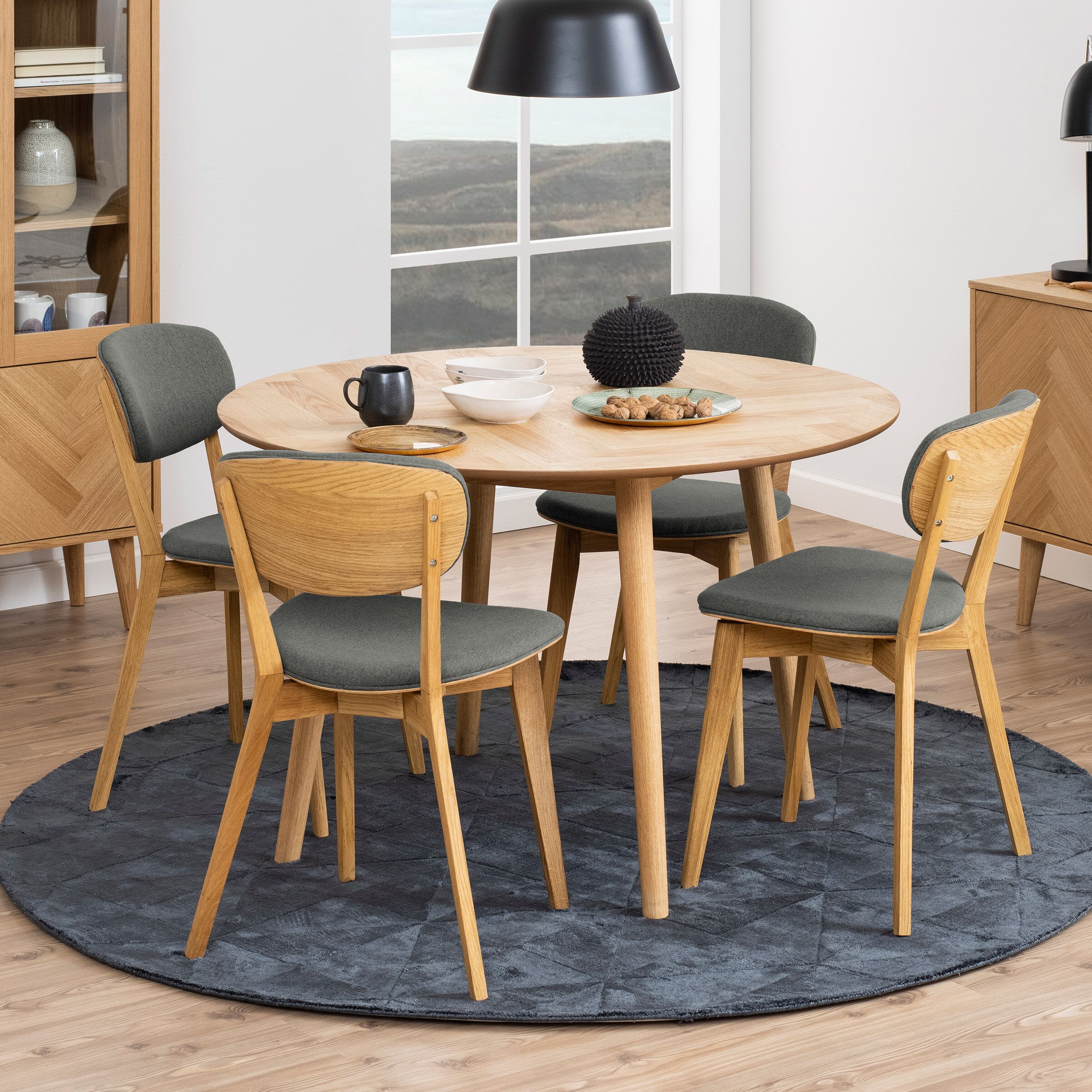 Bendt ronde eettafel Ebbe Visgraat – Scandinavisch design voor 4 personen