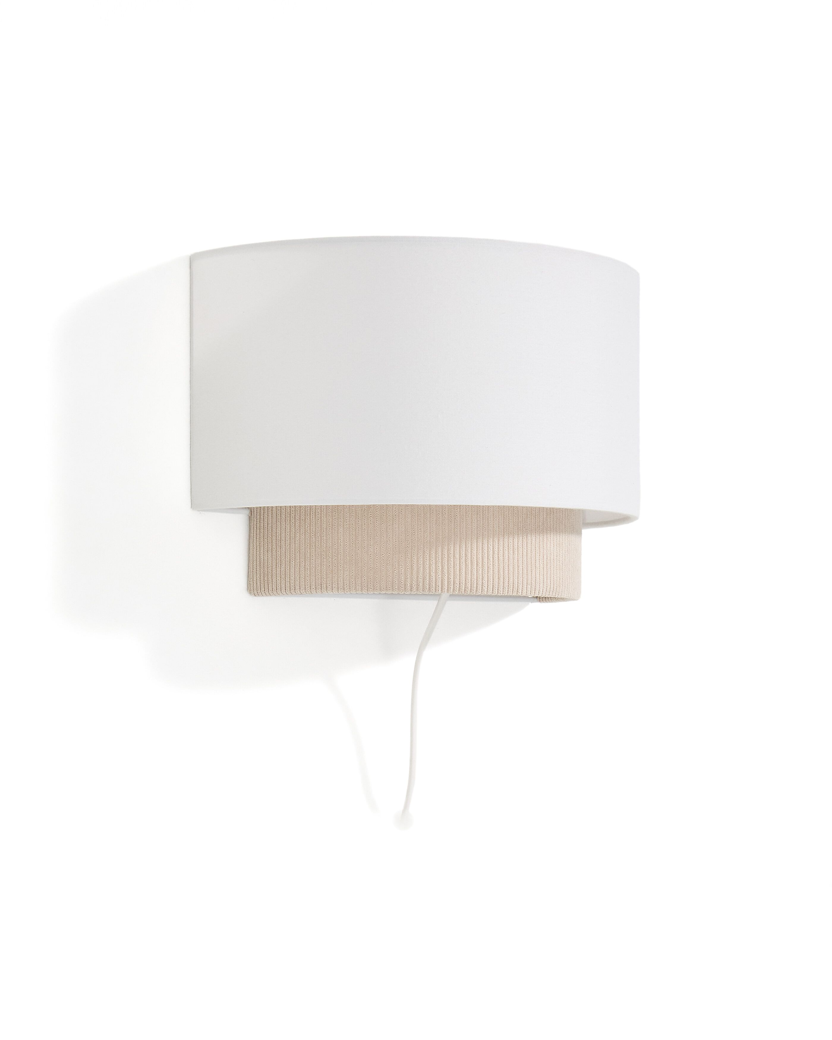 Bianella Wandlamp van Kave Home – Warm Beige Ribfluweel voor een Gezellige Sfeermaker