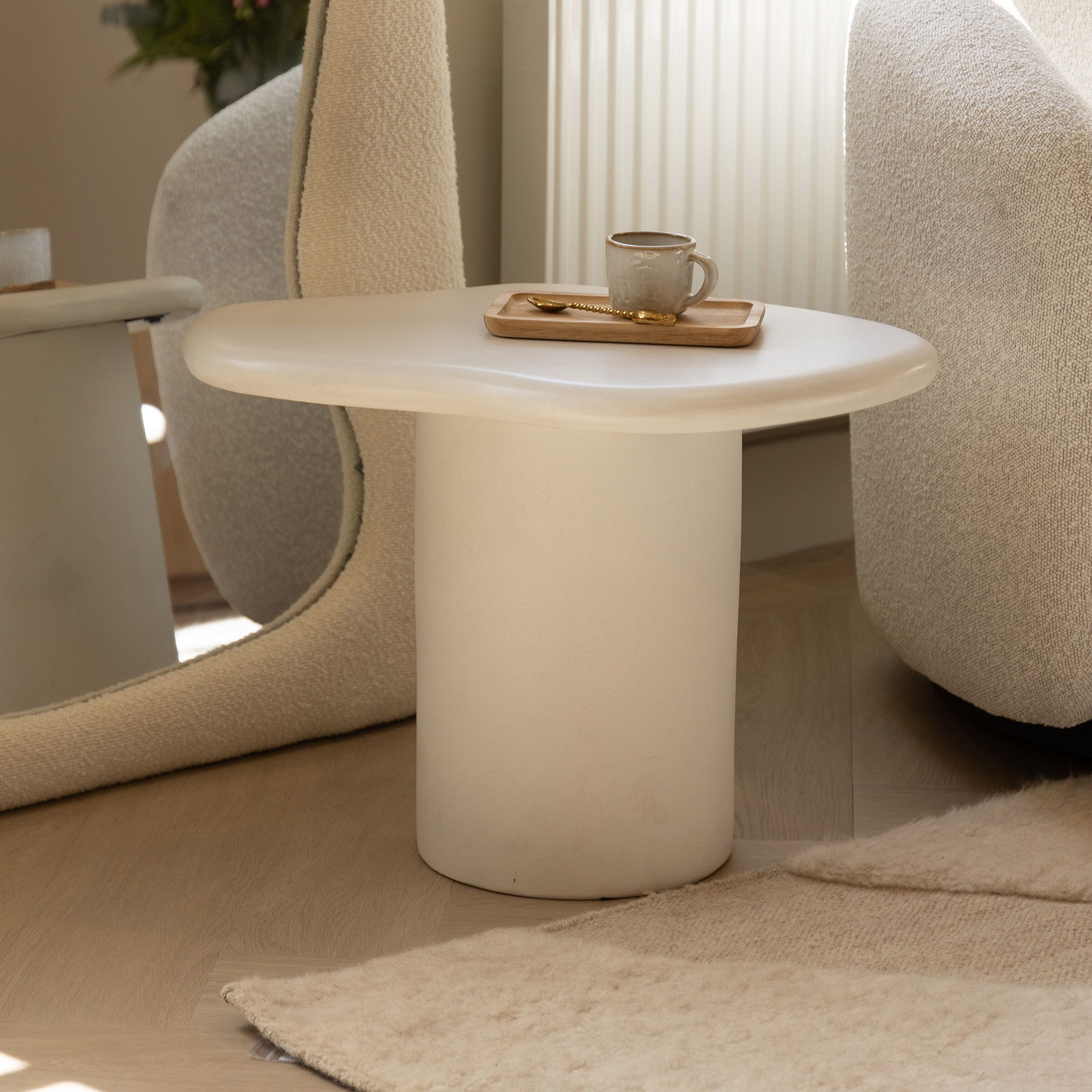 By‑Boo Organische Bijzettafel Seki – Elegante Wit
