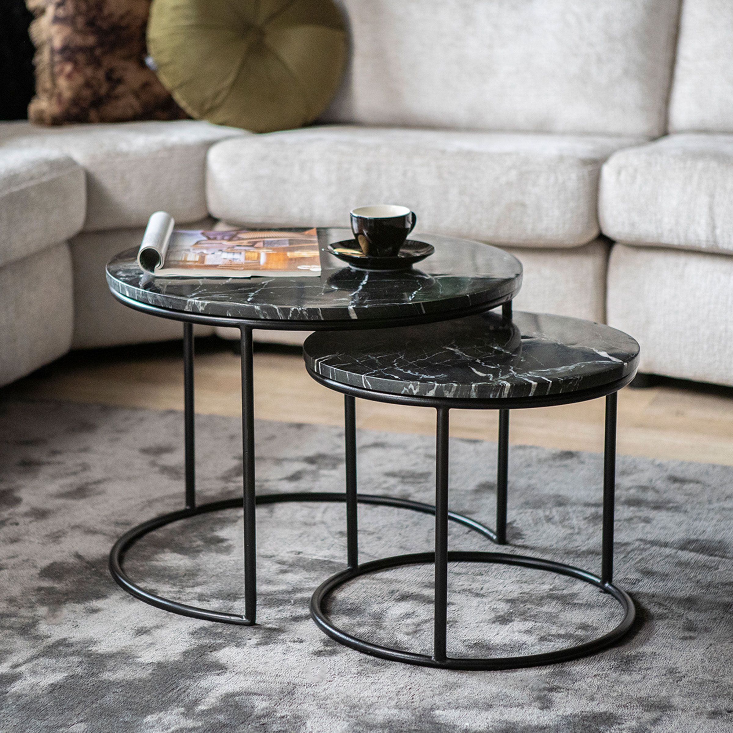 By-Boo Romeo – Ronde Salontafeltenset in Zwart Marmer (2 stuks)