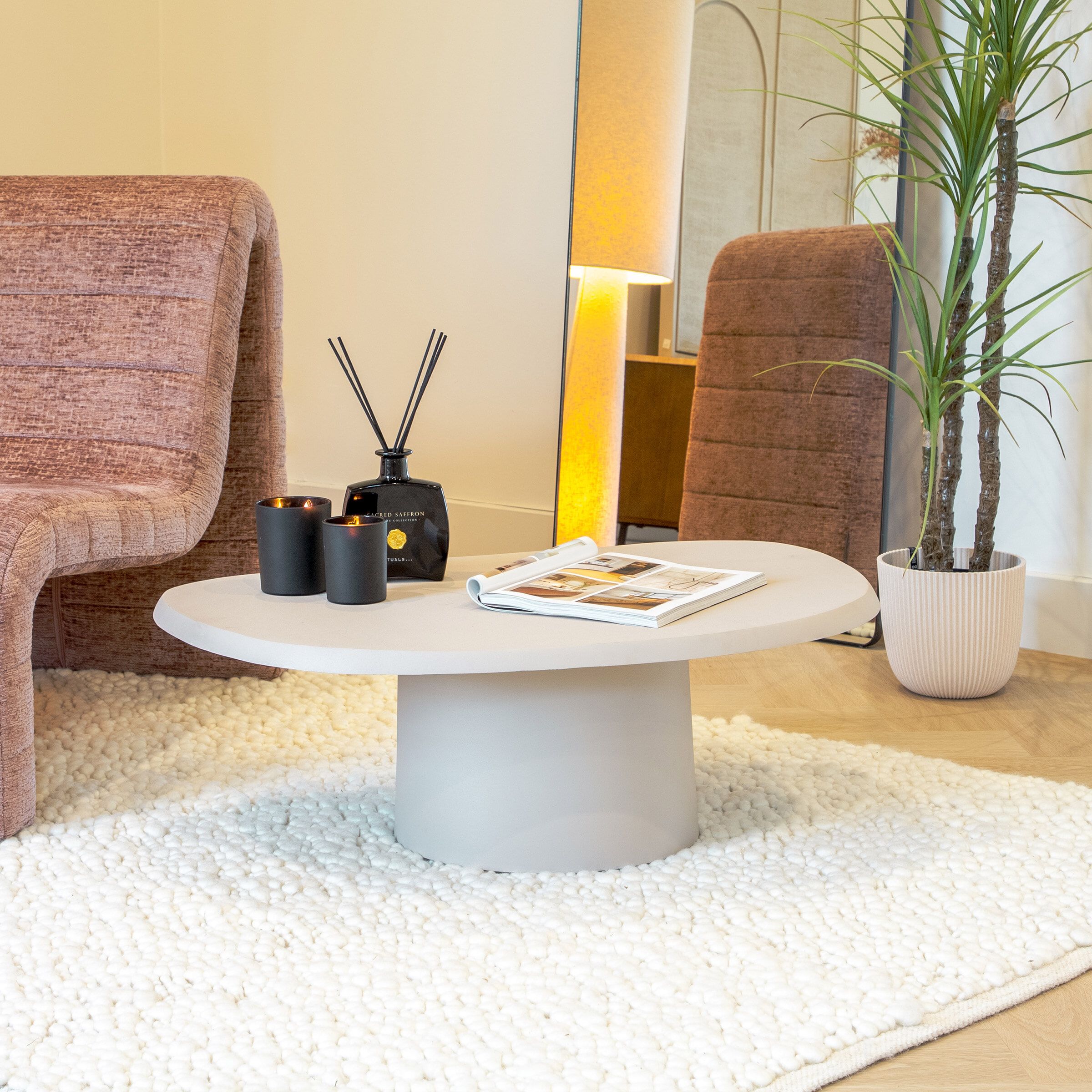 By-Boo Salontafel Sten – Organisch design in beige voor een Japandi woonkamer