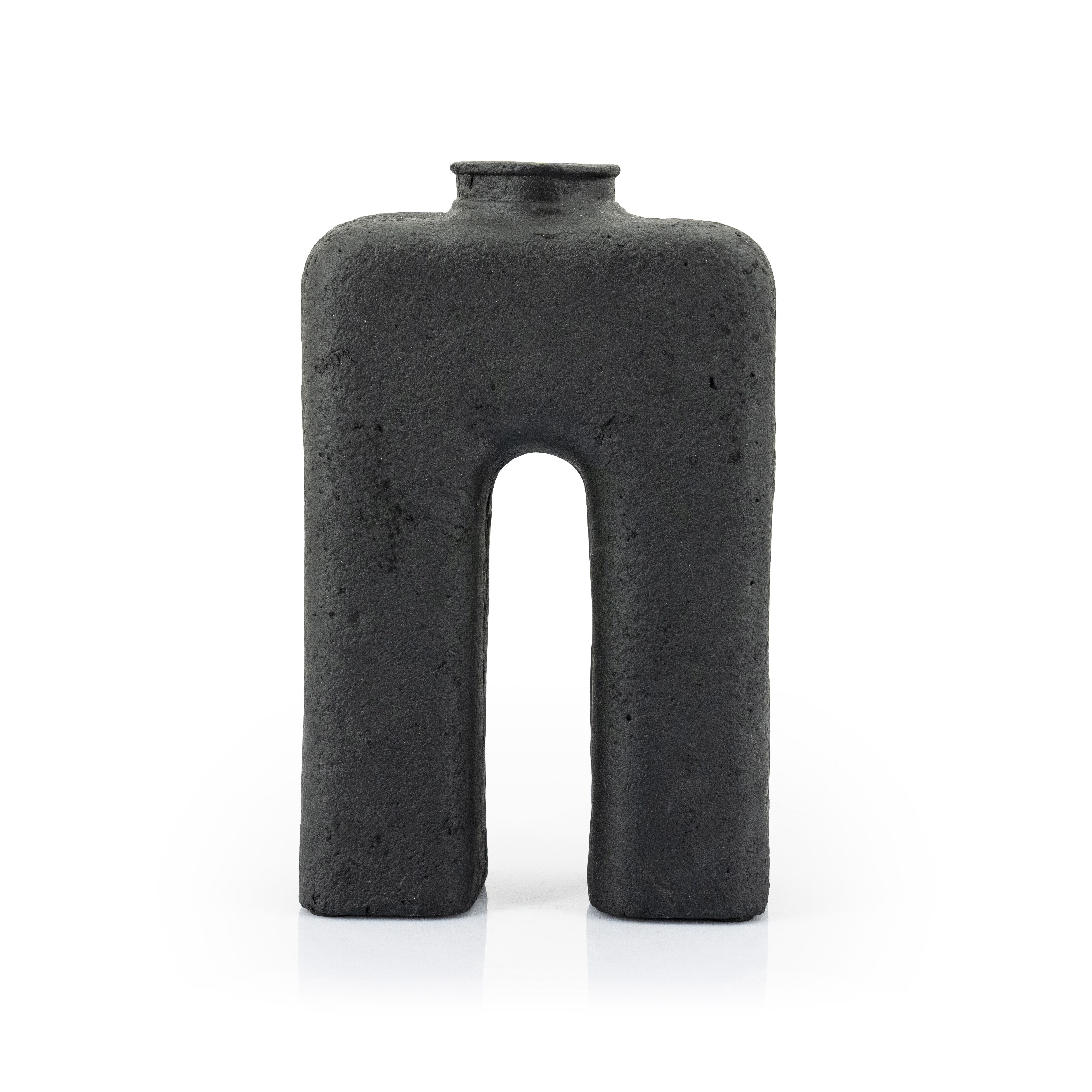 By-Boo Vaas Arc – Strakke Zwarte Accent voor Elk Interieur