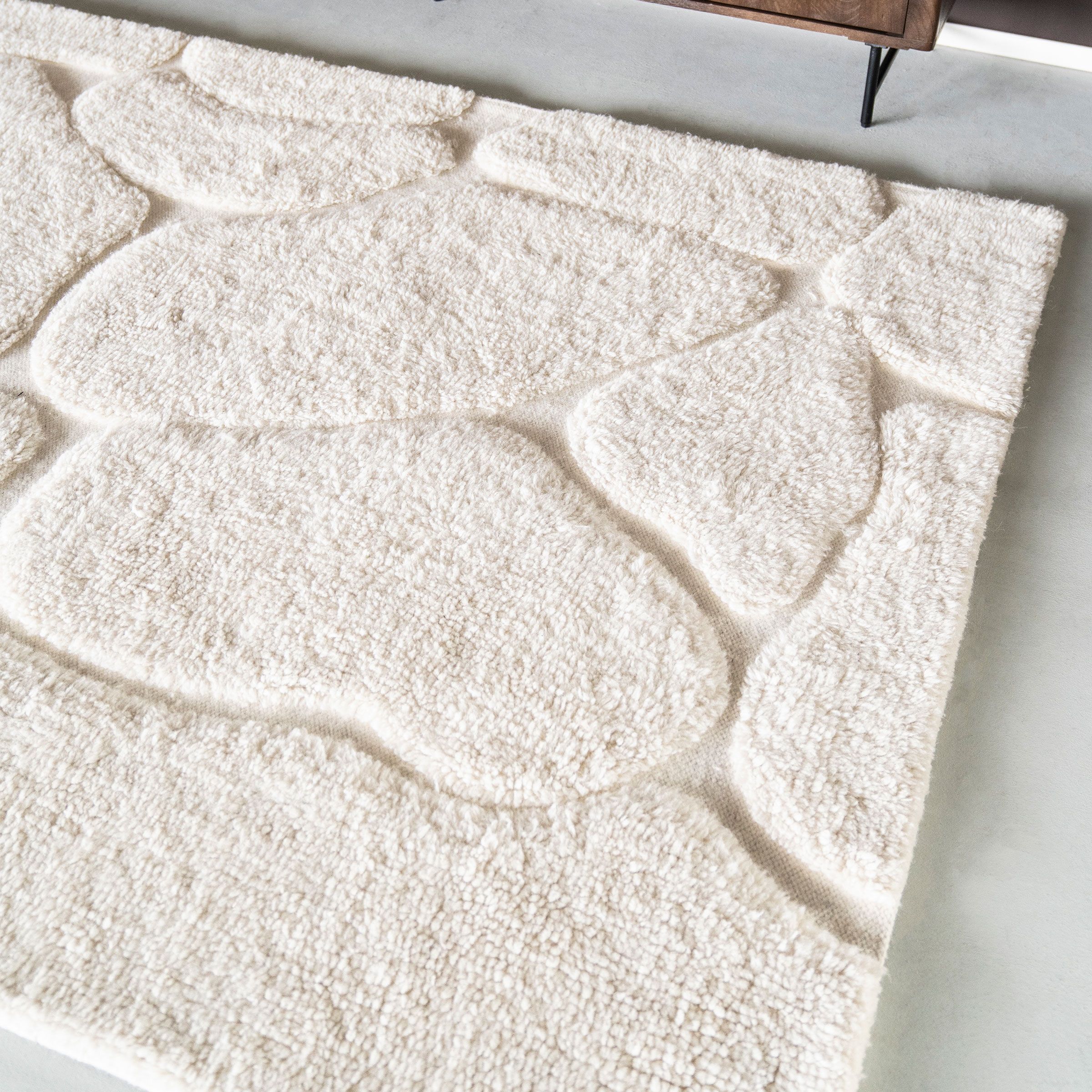 By‑Boo Vloerkleed Kala – Luxe wol in Off‑White, 200 × 300 cm