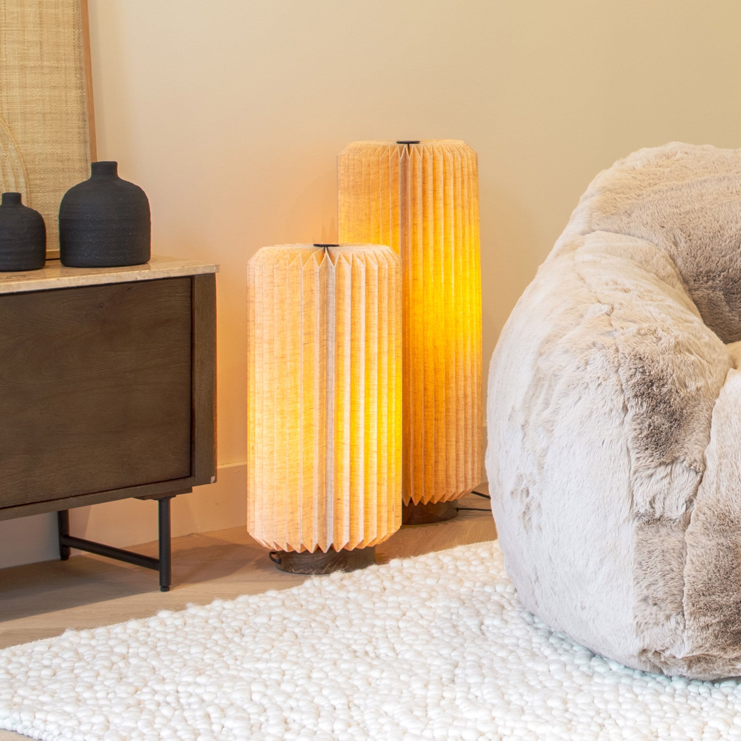 By‑Boo Zuki Vloerlamp Set – Natuurlijke Linnen Lichtaccent voor Japandi Interieurs