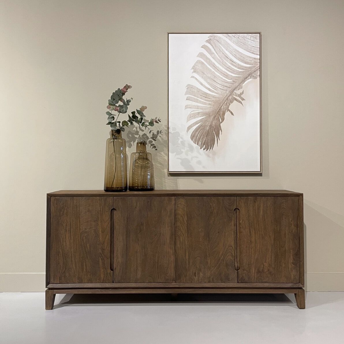 Cortez Dressoir in Mangohout – Elegantie voor de Moderne Woonkamer