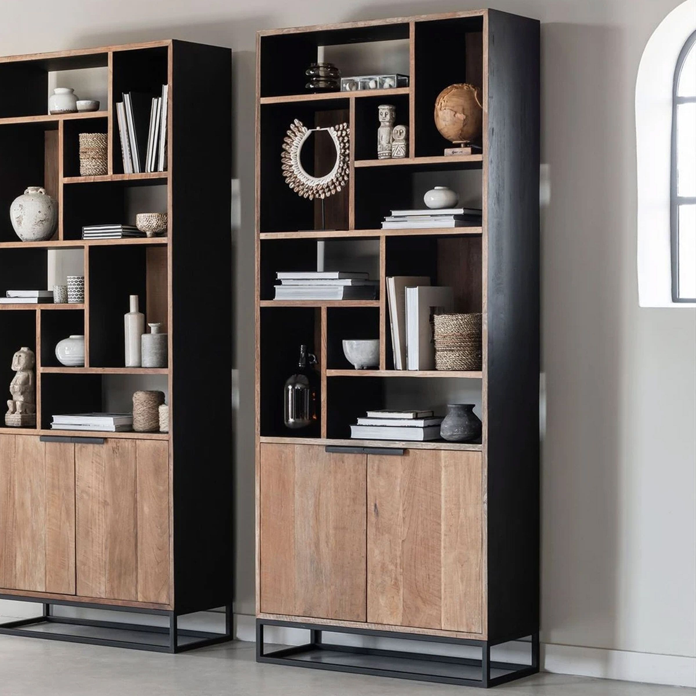 Cosmo Wandkast van Gerecycled Teakhout – Stoer & Verfijnd
