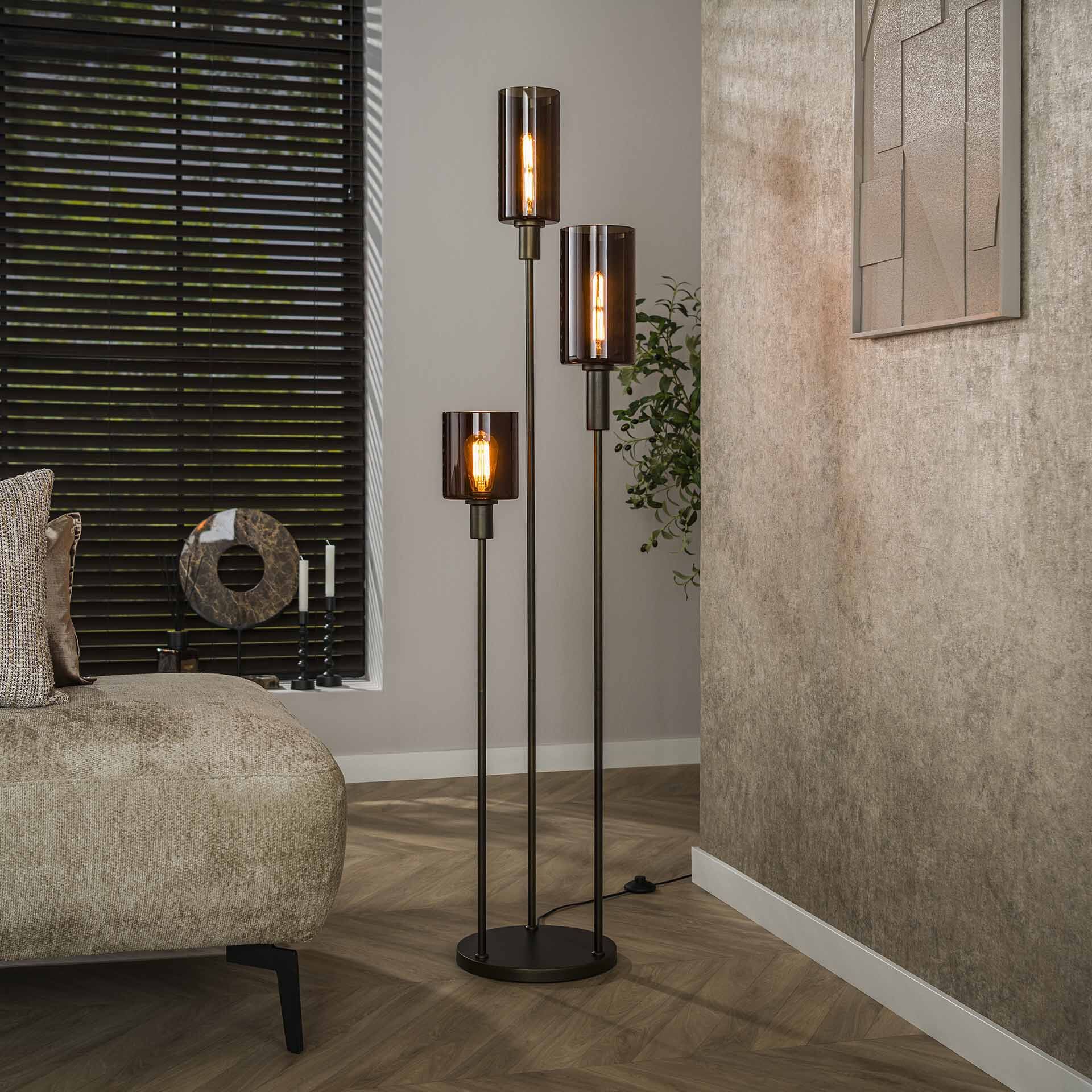 Deatra 3‑lampen vloerlamp – warme brons & glas in Sienna brown