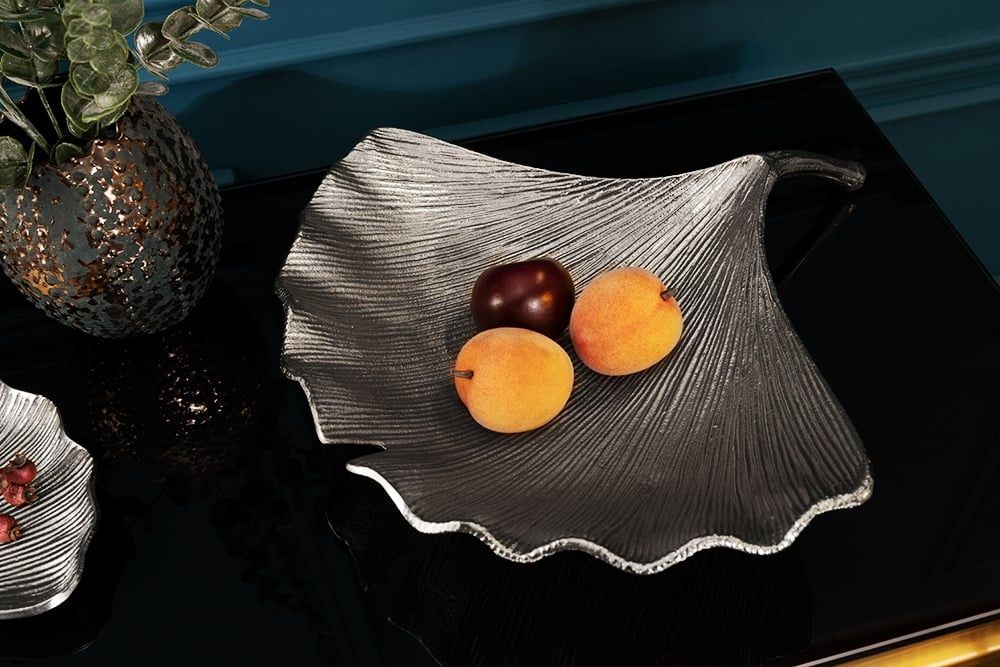 Decoratieve GINKGO kom 42 cm – Zilveren handgemaakte metalen centerpiece van Invicta Interior