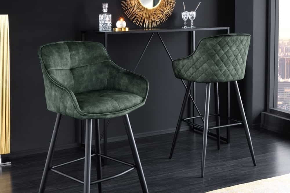 Design barkruk EUPHORIA – groen fluweel met zwarte metalen poten