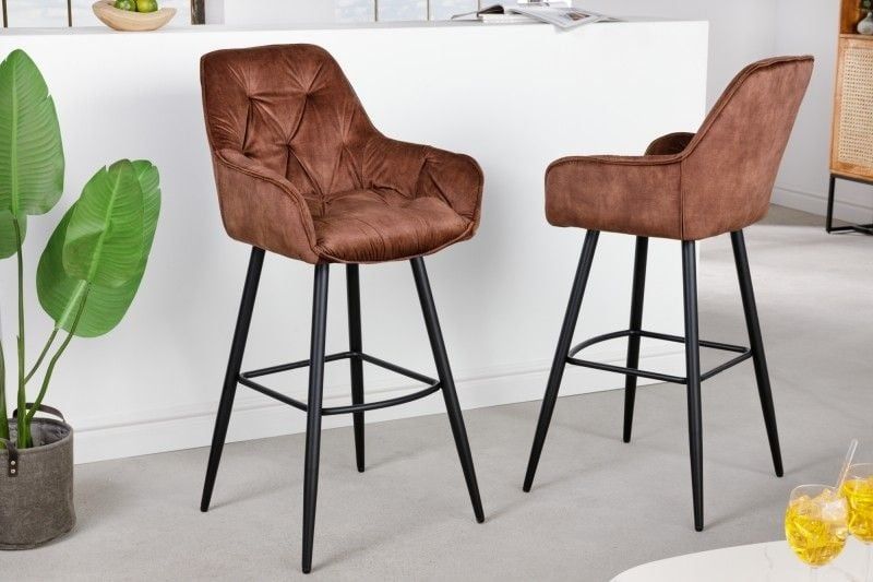 Design barkruk Milano – Bruine fluwelen Chesterfield barstoel van Invicta Interior