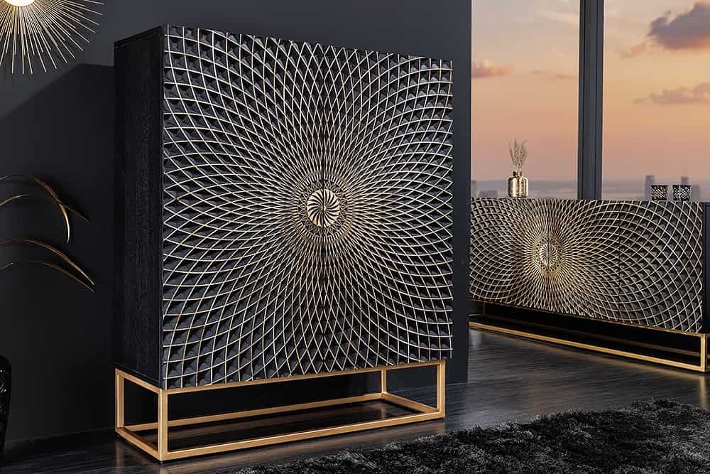 Design Highboard Illusion – Zwart mangohout met gouden 3D‑details