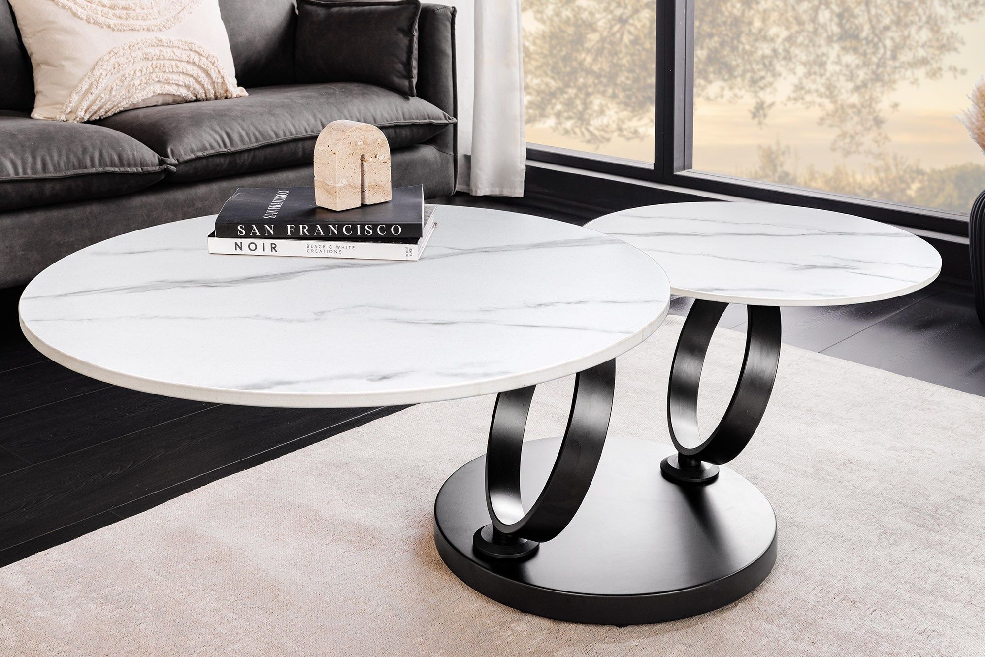 Design salontafel DANCING RINGS – Witte ronde marmeren look met draaibaar blad