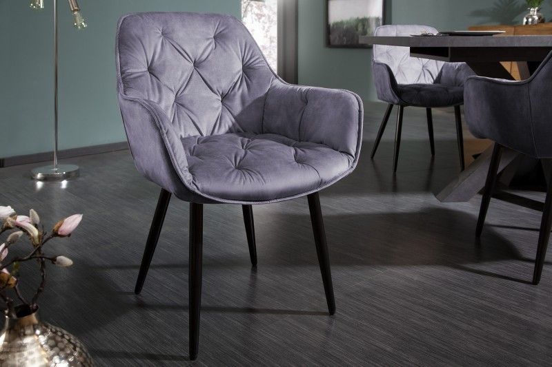 Design stoel MILANO – luxe grijs fluweel met Chesterfield quilting