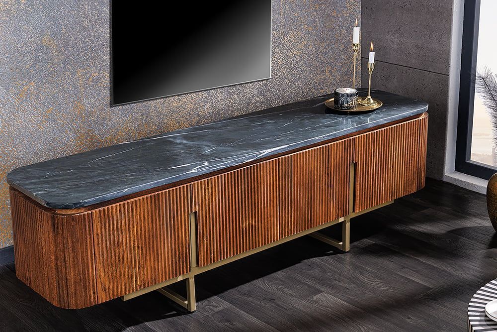 Design TV‑bord Gatsby 160 cm – Bruin‑goud mangohout, marmer en metalen frame