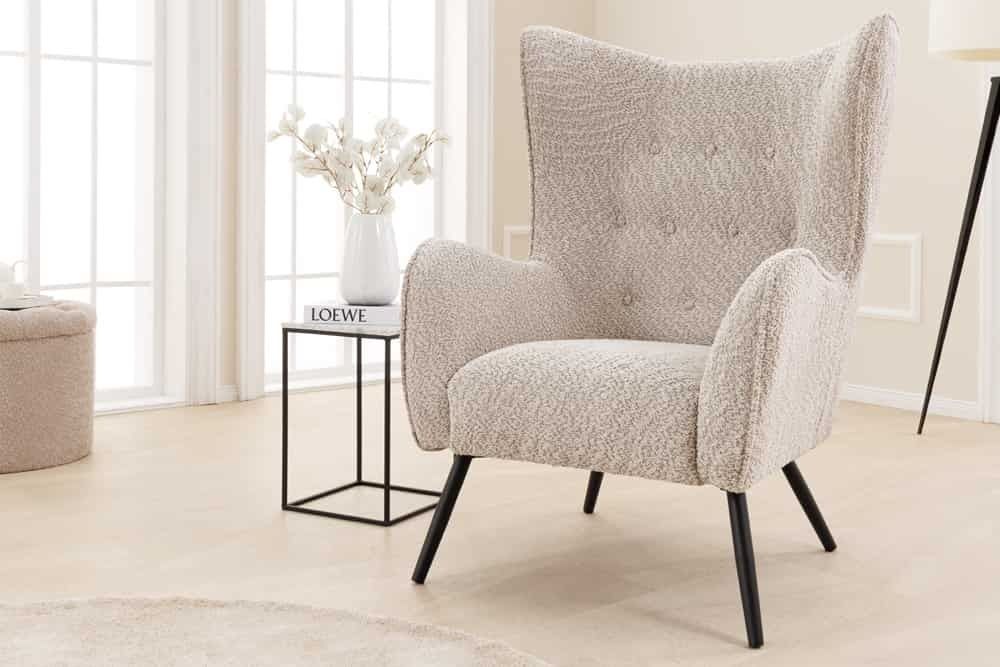 Design XL Fauteuil Amsterdam – Greige Bouclé met Zwarte Metalen Poten – Retro Stijl