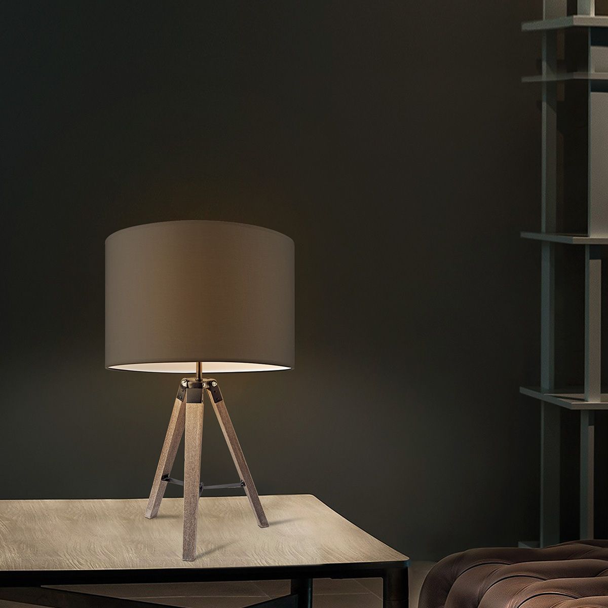 Dia tafellampvoet – bruine houten driepoot met zwart metalen fitting