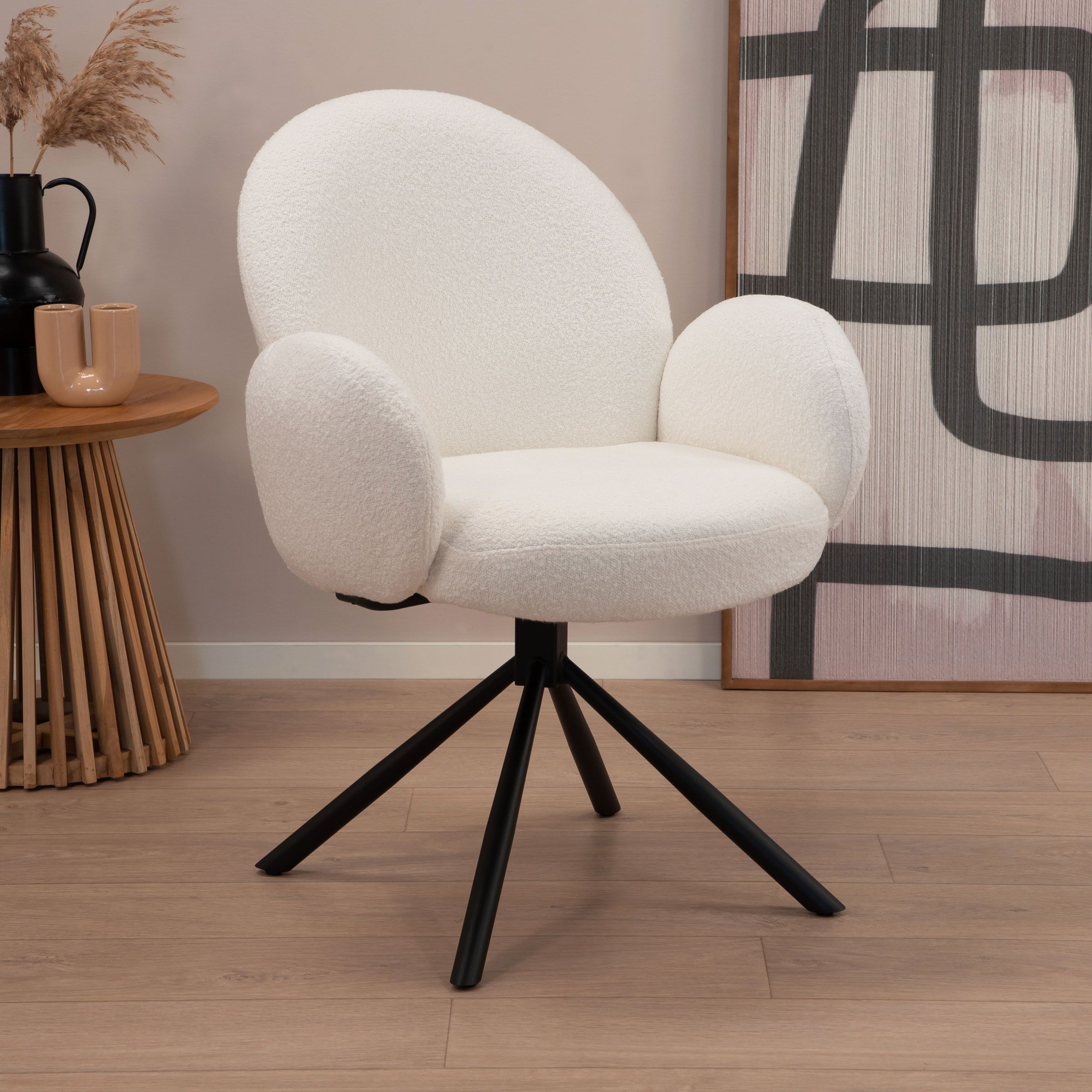 Draaibare Eetkamerstoel Imola van Tower Living – Luxe Bouclé in Stralend Wit
