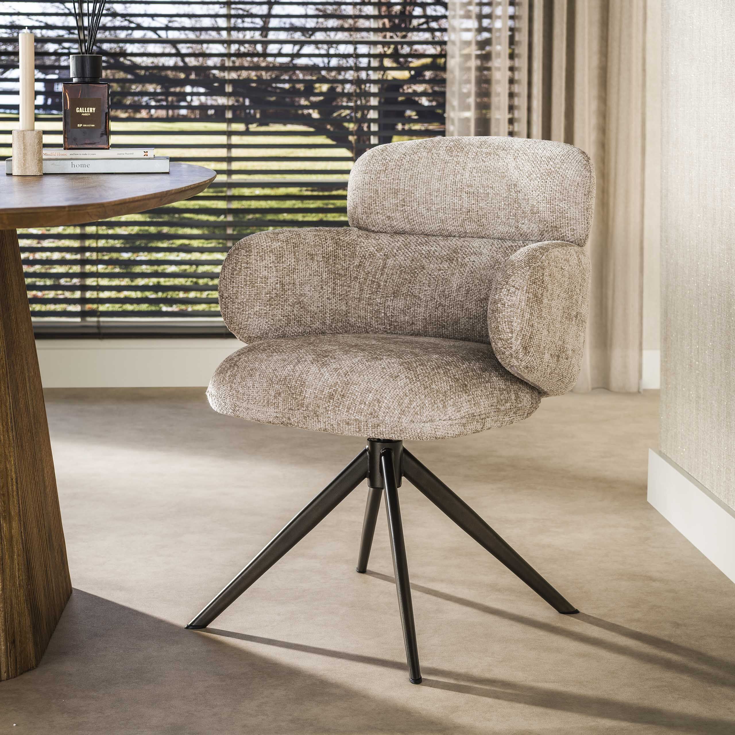 Draaibare Eetkamerstoel LifestyleFurn – Kerek Hoven Stof & Bruin Staal (Zand)