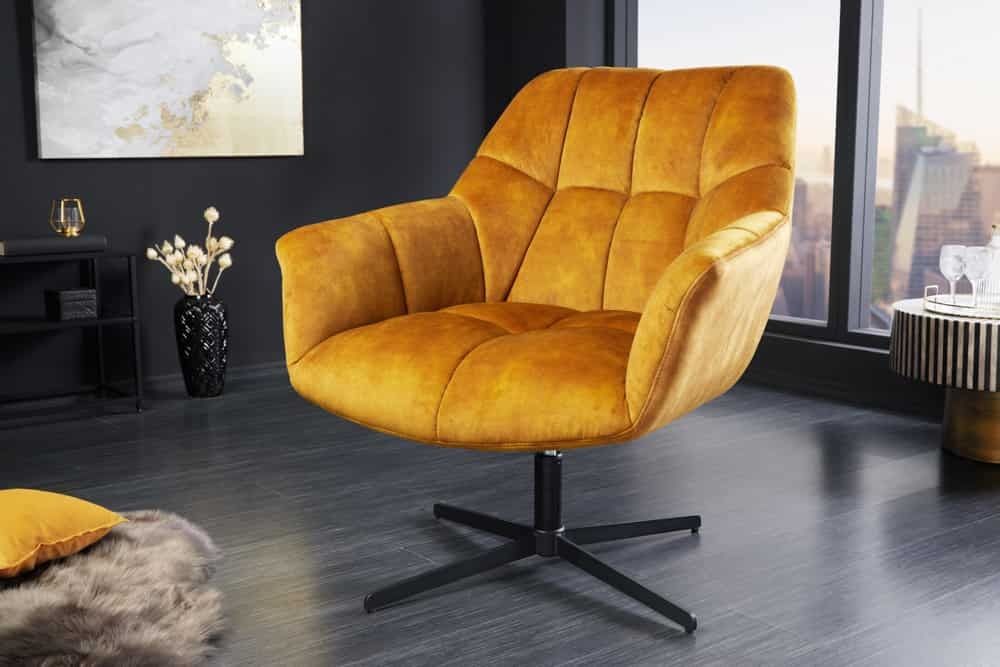 Draaifauteuil PAPILLON – Mustardkleurig Fluweel met Zwarte Metaalarm