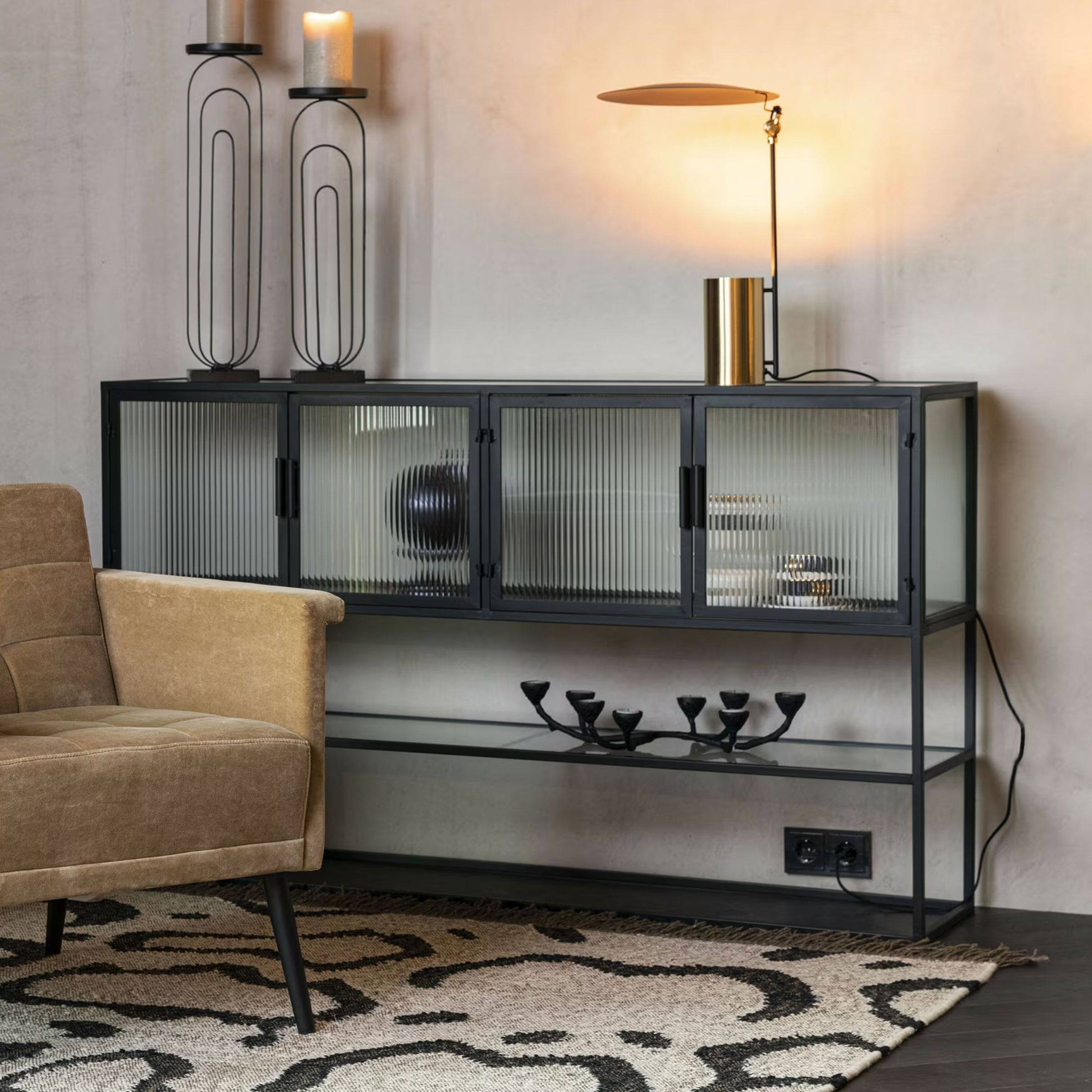 Dressoir Boli van Dutchbone – Zwart, 150 cm: Industrieel & Licht