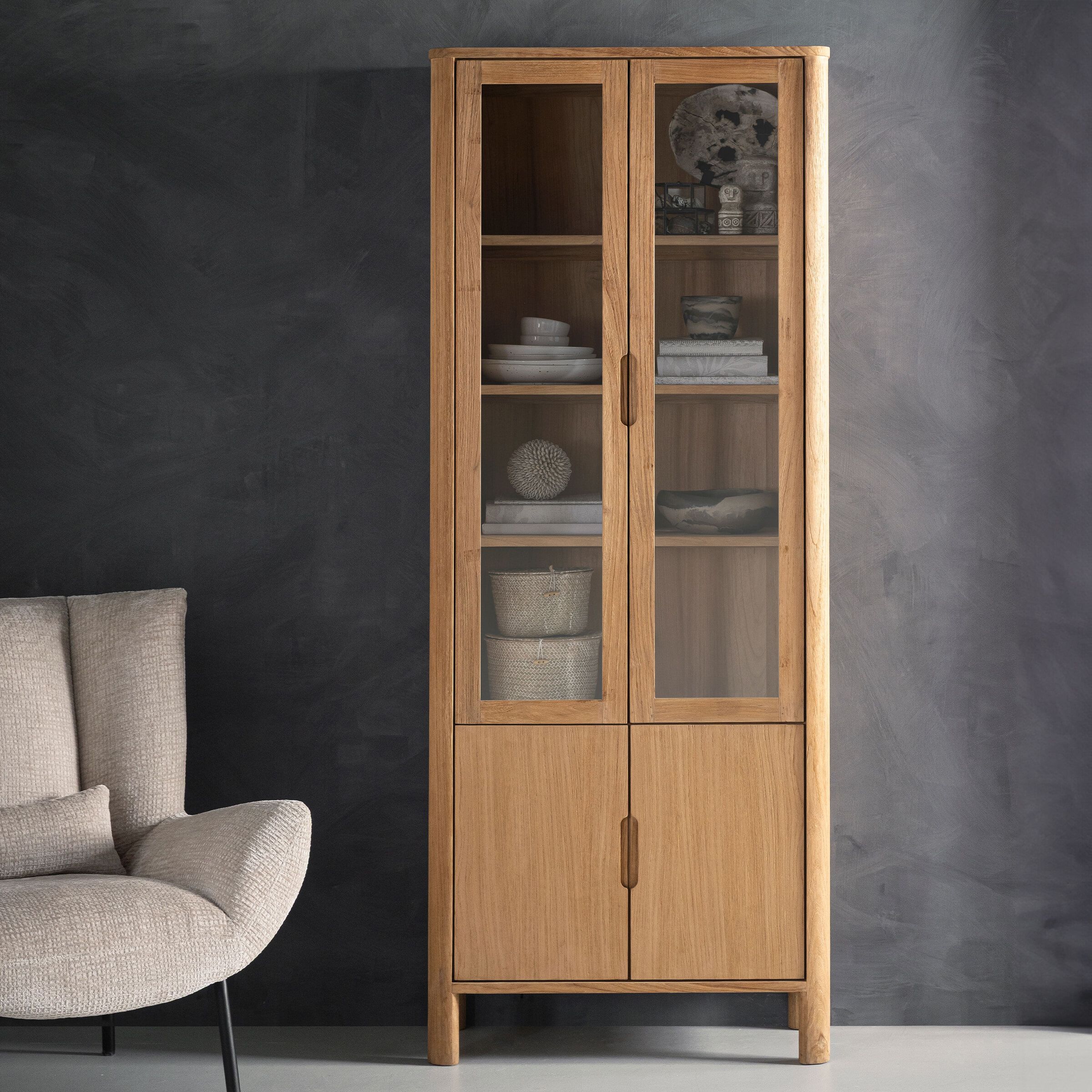 DTP Home Vitrinekast Forte – Elegante Teakhouten Vitrinekast 210 × 80 cm in warm bruin