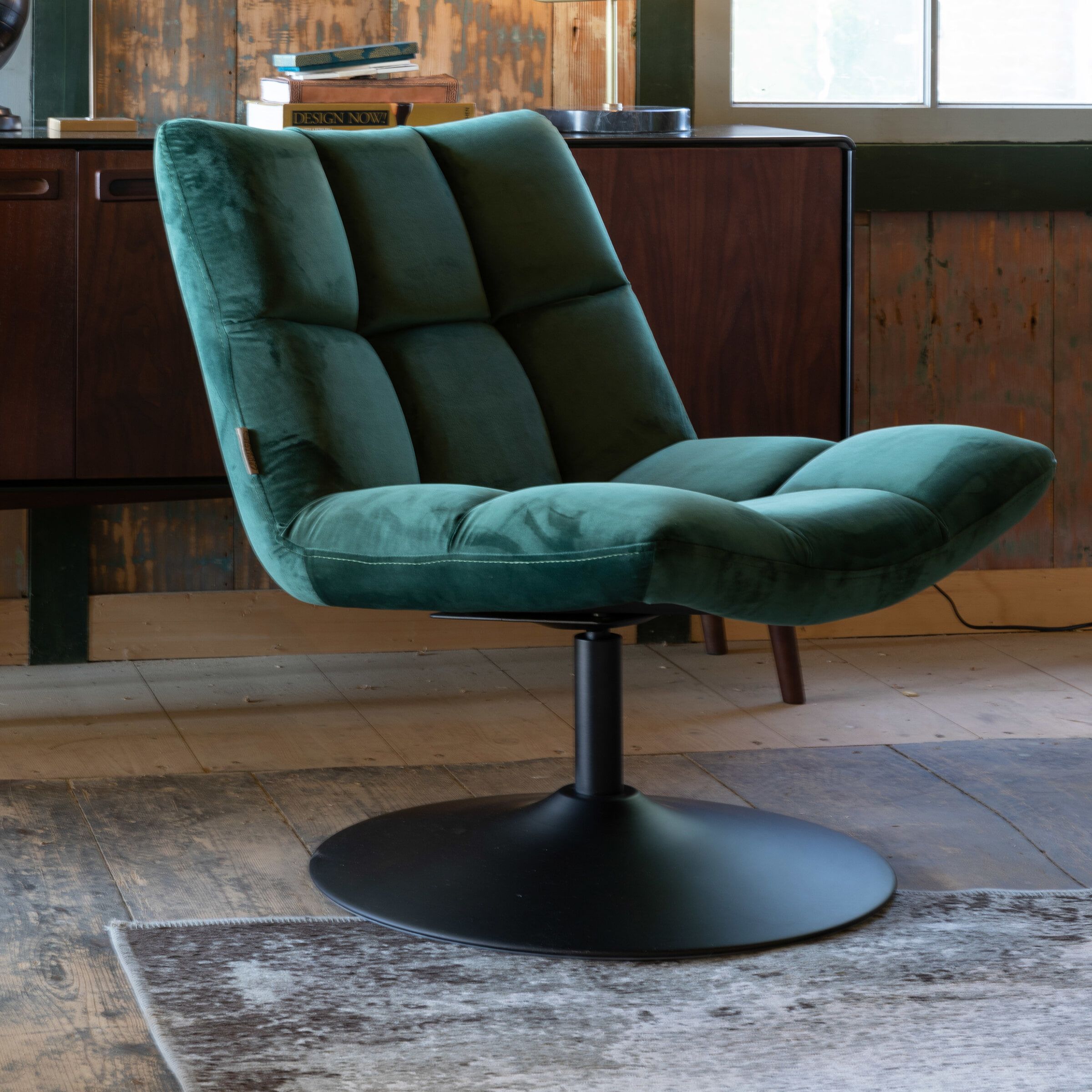 Dutchbone Bar Velvet fauteuil – Donkergroen: luxe comfort in één statement piece