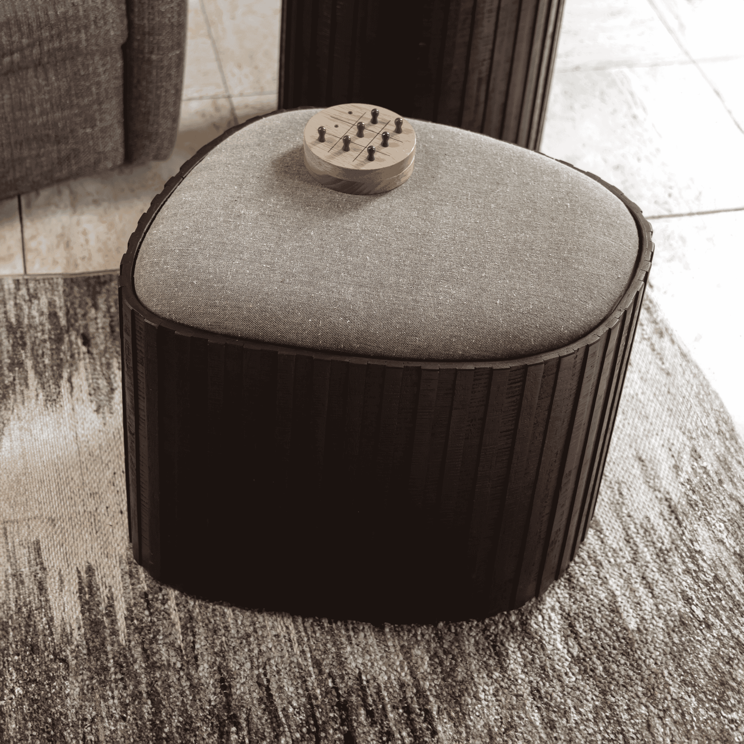 Dutchbone Bay Poef – Lage poef met opbergruimte in gerecycled teakhout