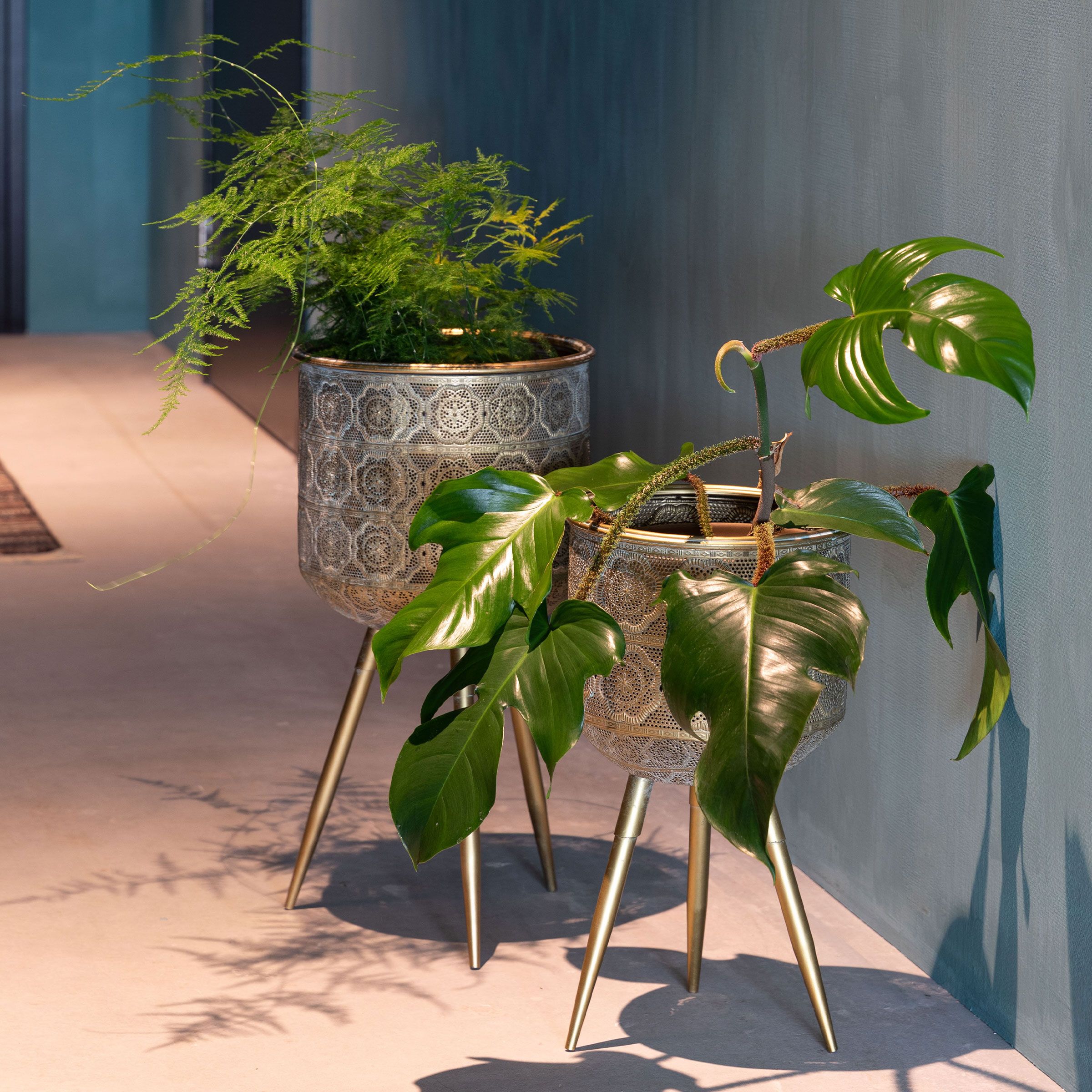 Dutchbone Botanique Plantenstandaard 53 cm – Goudkleurig en Urban Chic