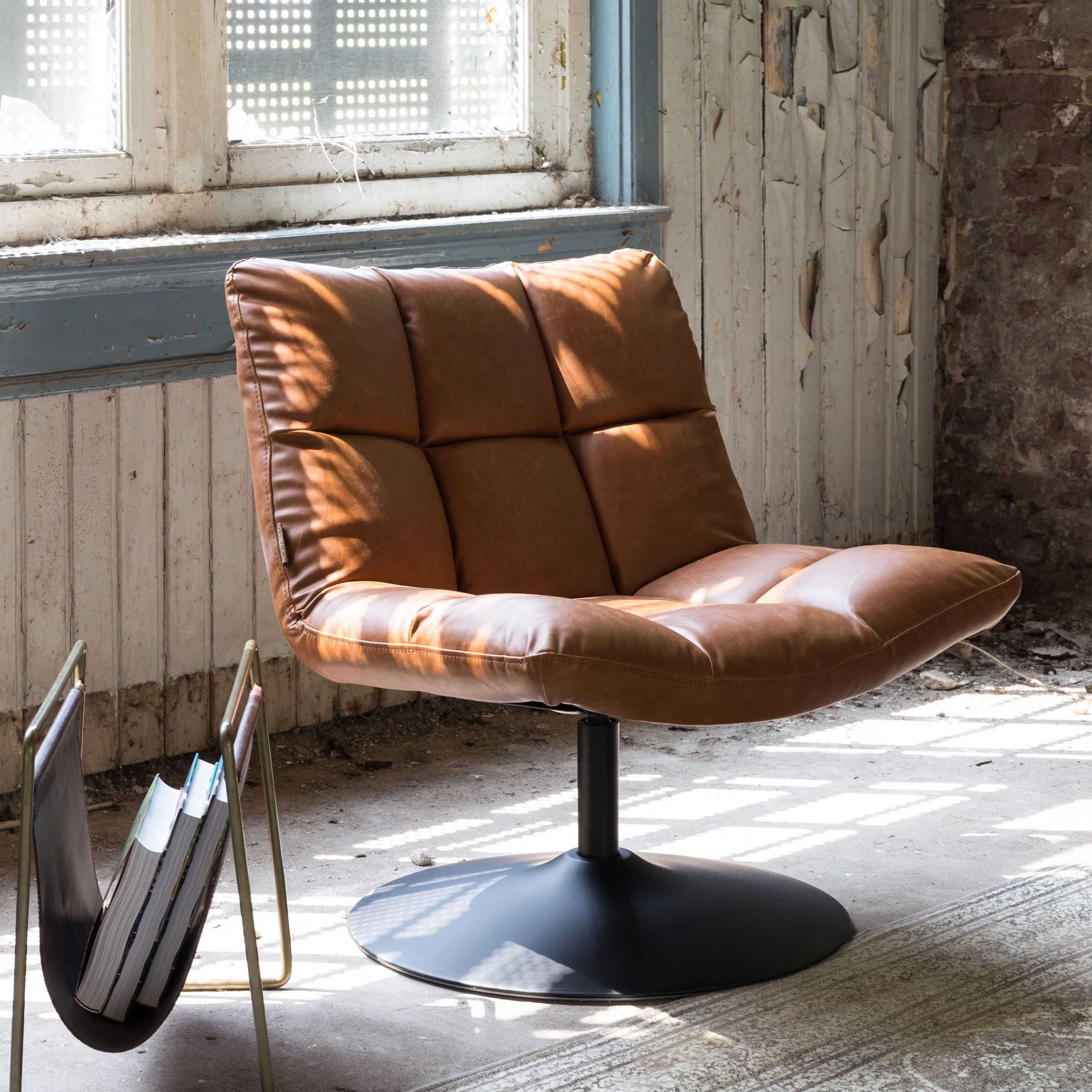 Dutchbone Fauteuil Bar PU – Vintage Bruin – Comfort en Karakter voor jouw Woonkamer