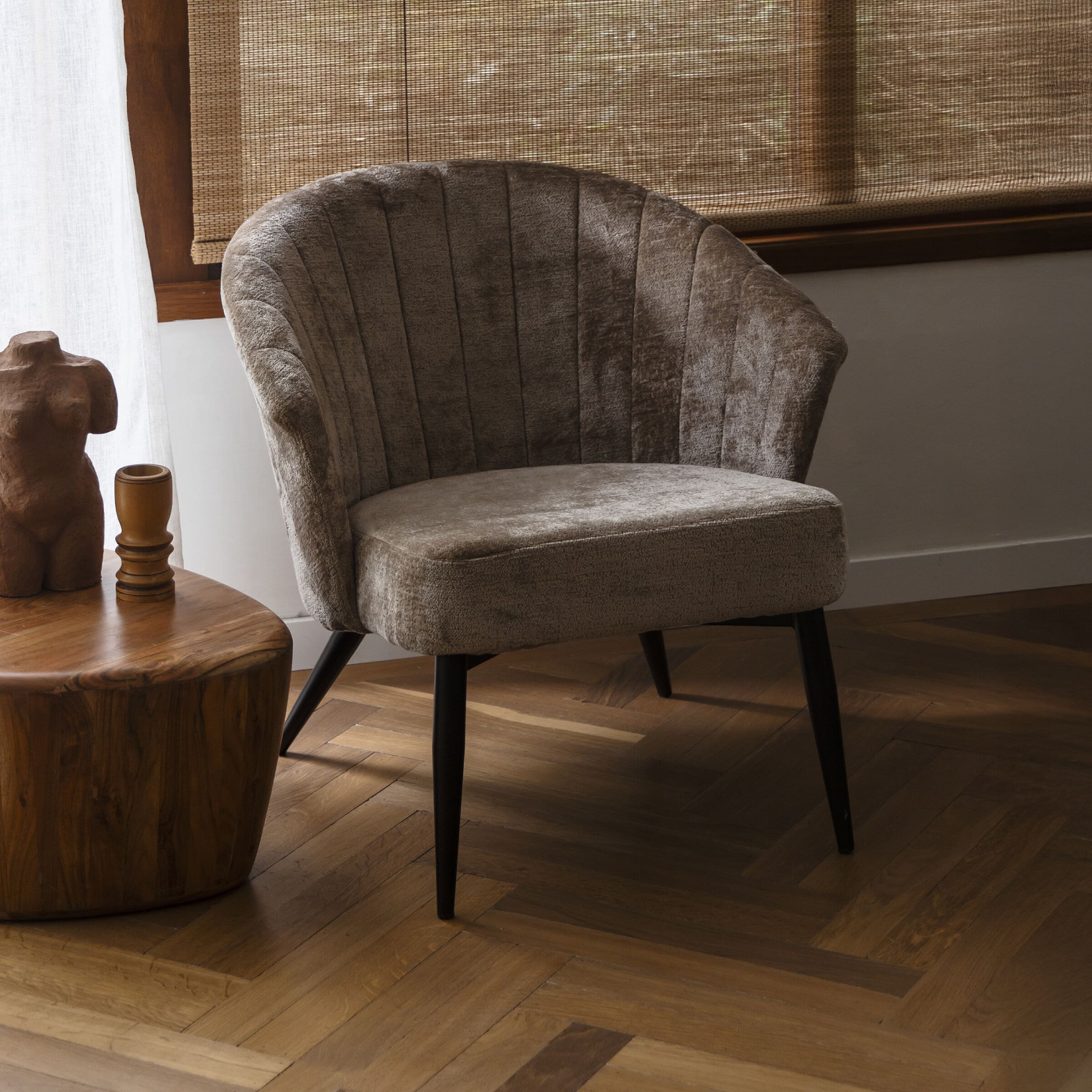 Dutchbone Fauteuil Georgia Chenille – Luxe en Comfort in Beige