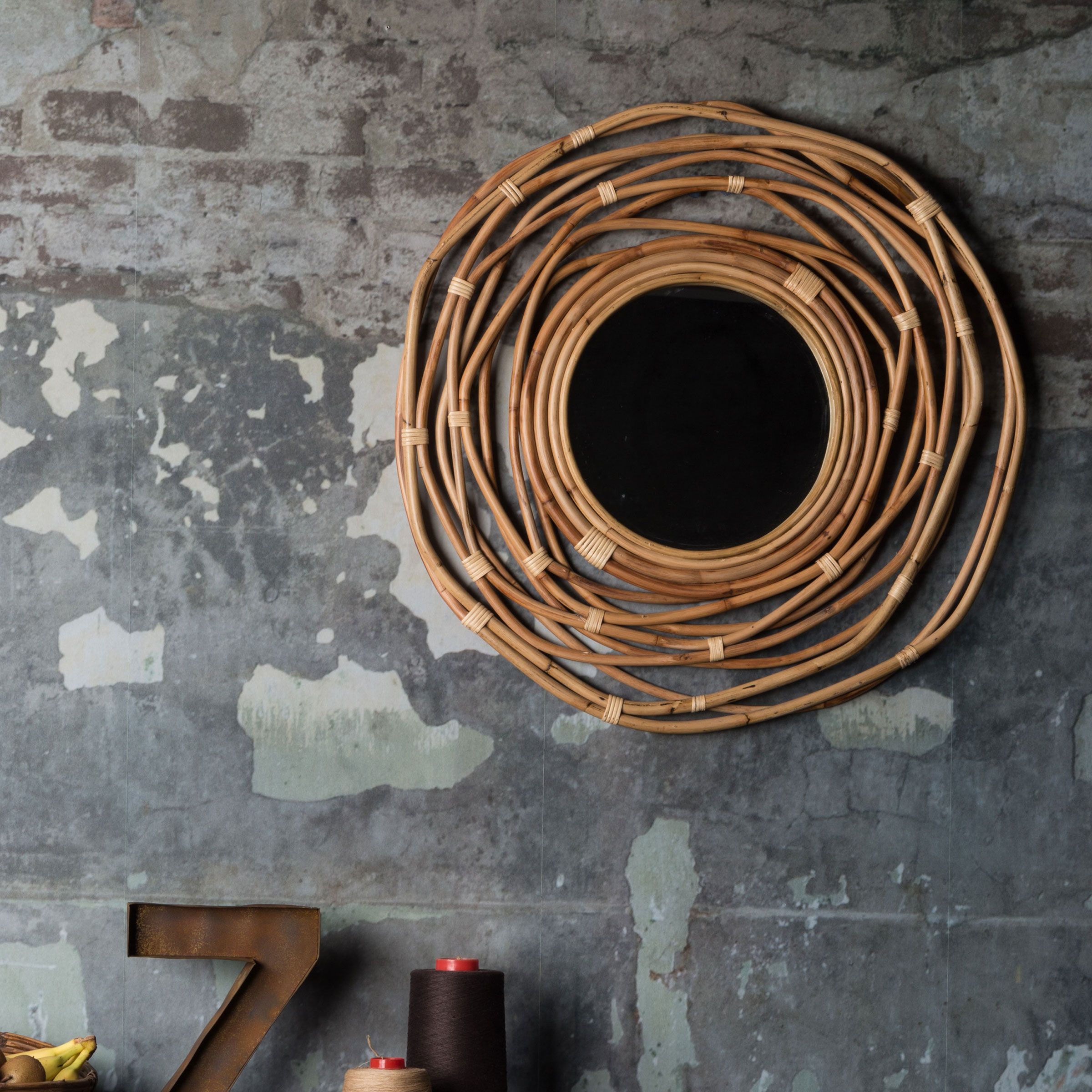 Dutchbone Kubu – Handgemaakte ronde spiegel 75 cm in natuurlijk rotan