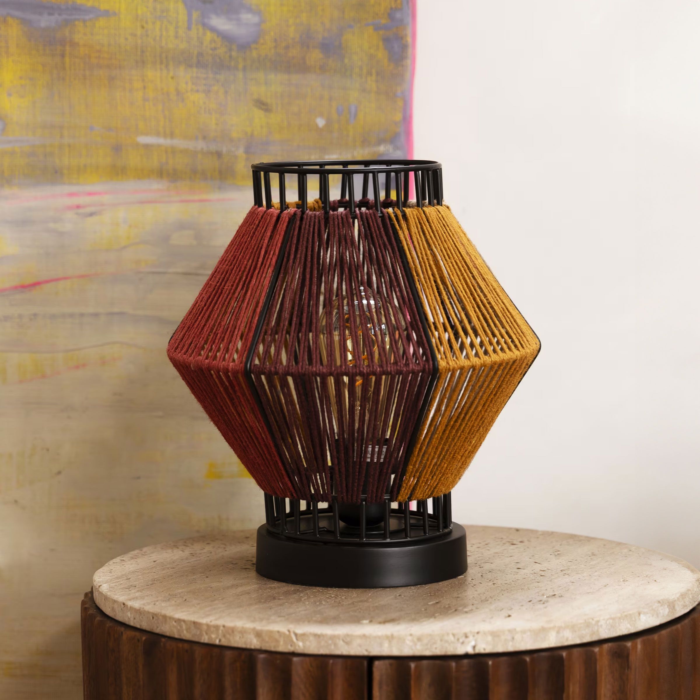 Dutchbone Surya Tafellamp – Kleurrijke Touwlamp met Retro Charme