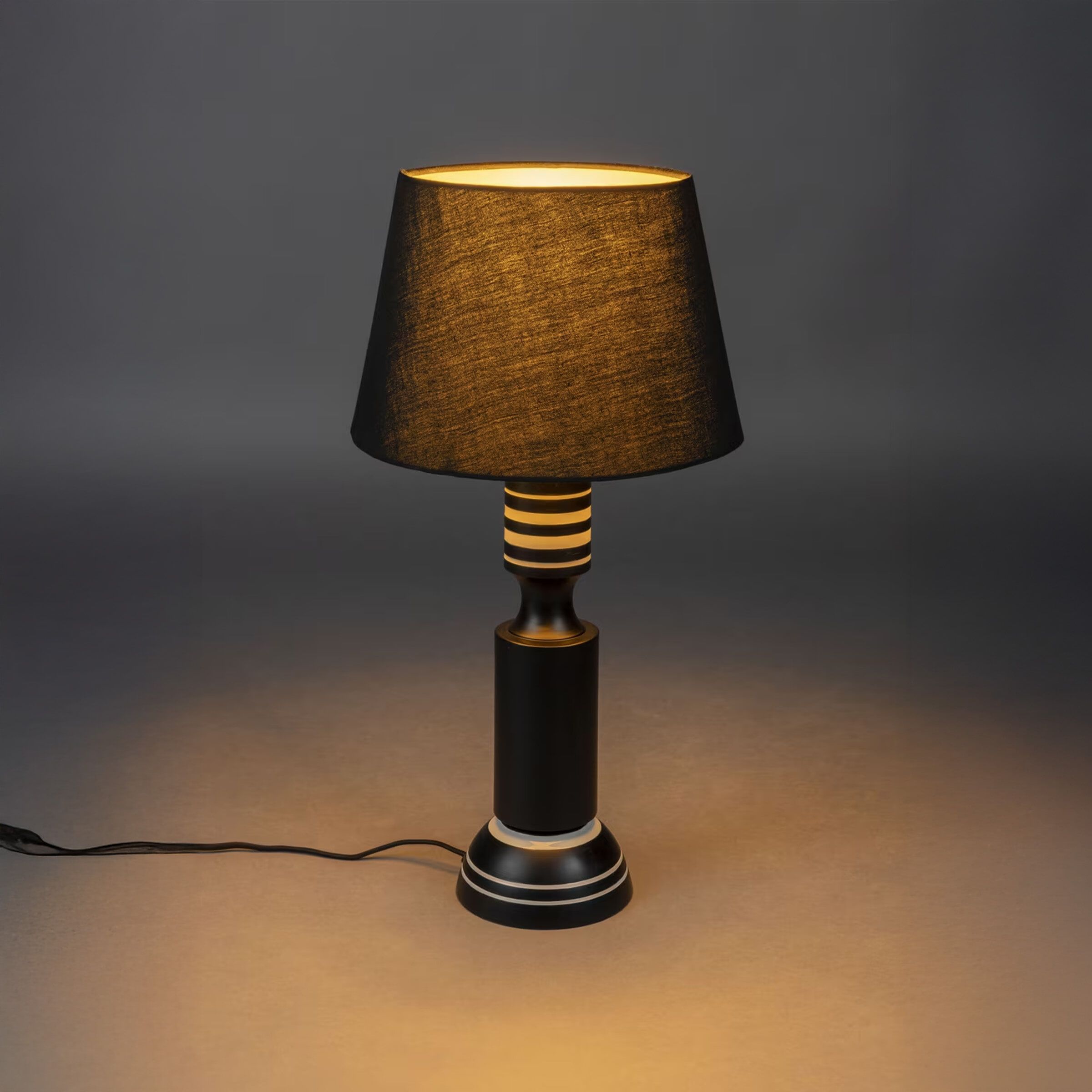 Dutchbone Tafellamp Virgil – Elegante zwartkleurige tafellamp, 60 cm