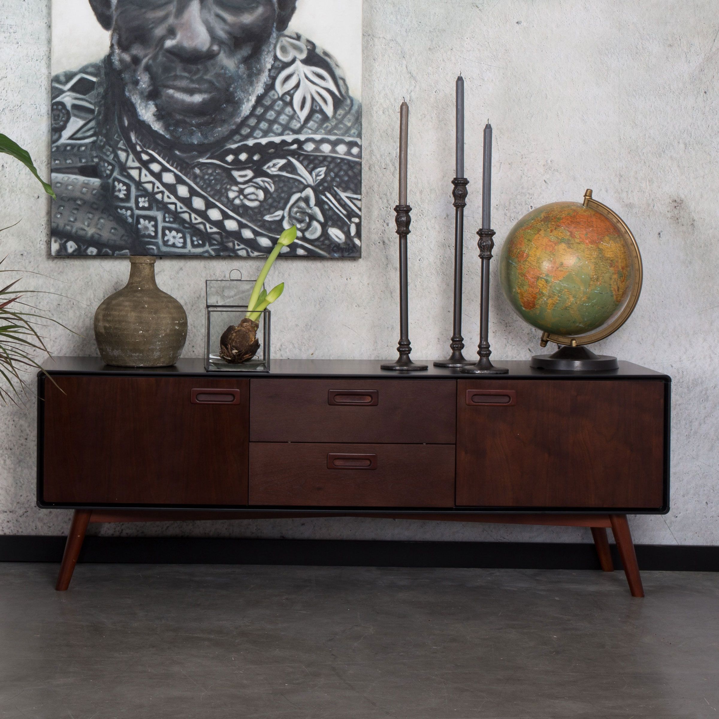 Dutchbone TV‑meubel Juju Walnoot – Retro design 150 cm voor een warm modern interieur