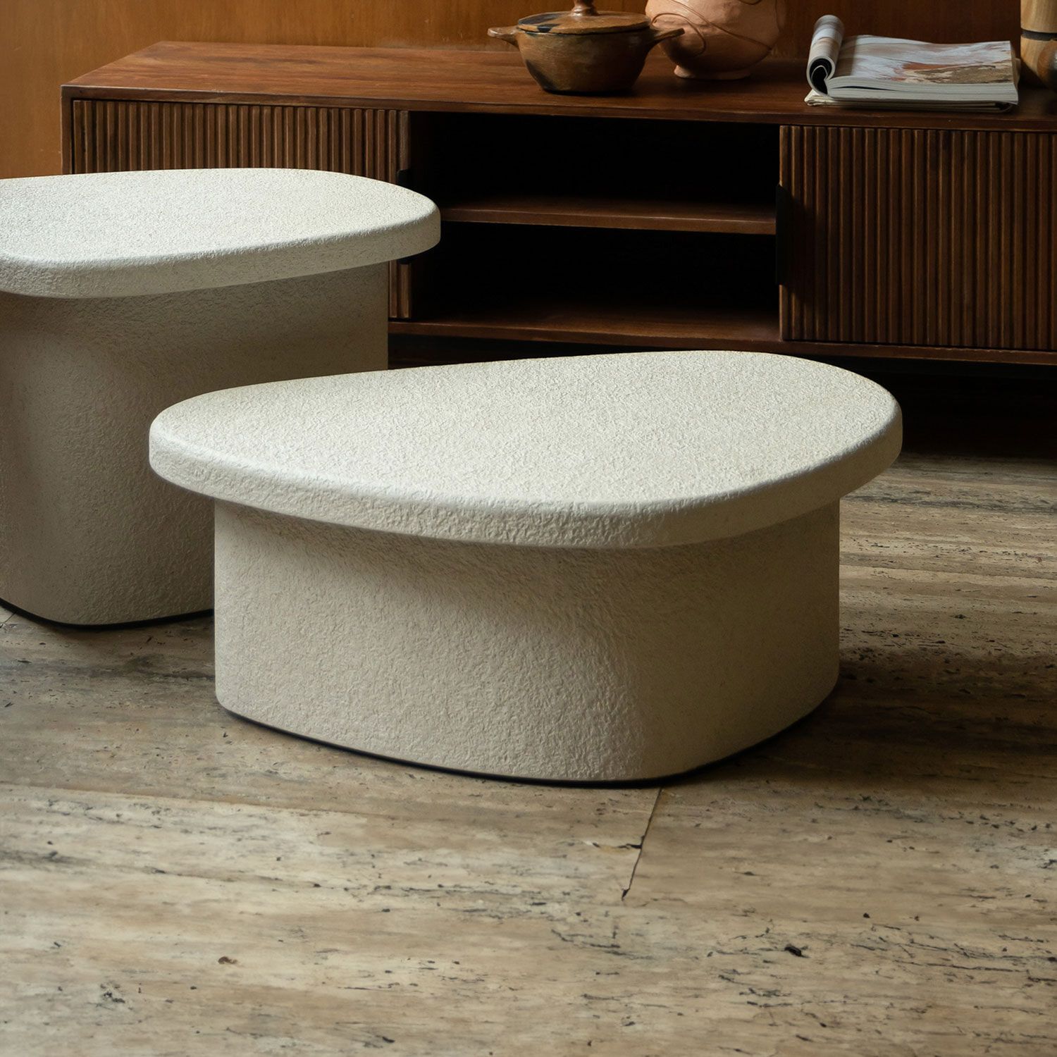 Dutchbone Veda Salontafel – Organisch design met gerecycled marmer in beige