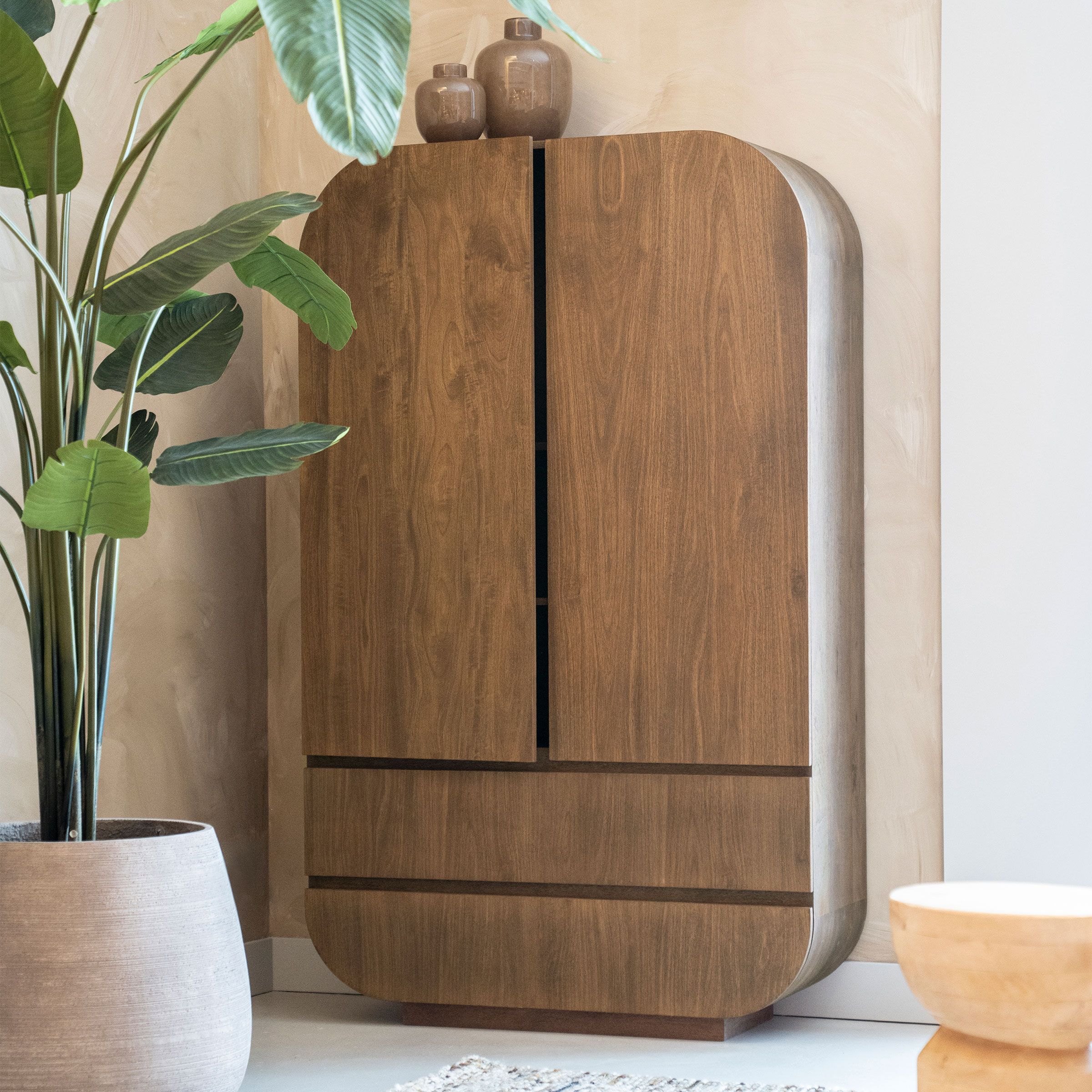 Eleonera Opbergkast King – Mangohouten kast 180×110 cm in warme bruine tint