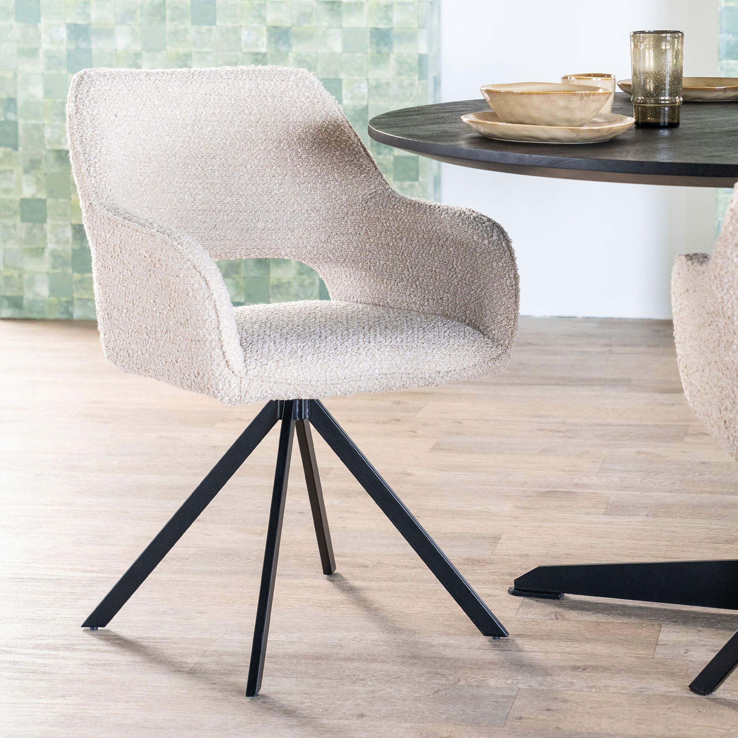 Eleonova Fabio – Draaibare eetkamerstoel in zachte bouclé (beige)