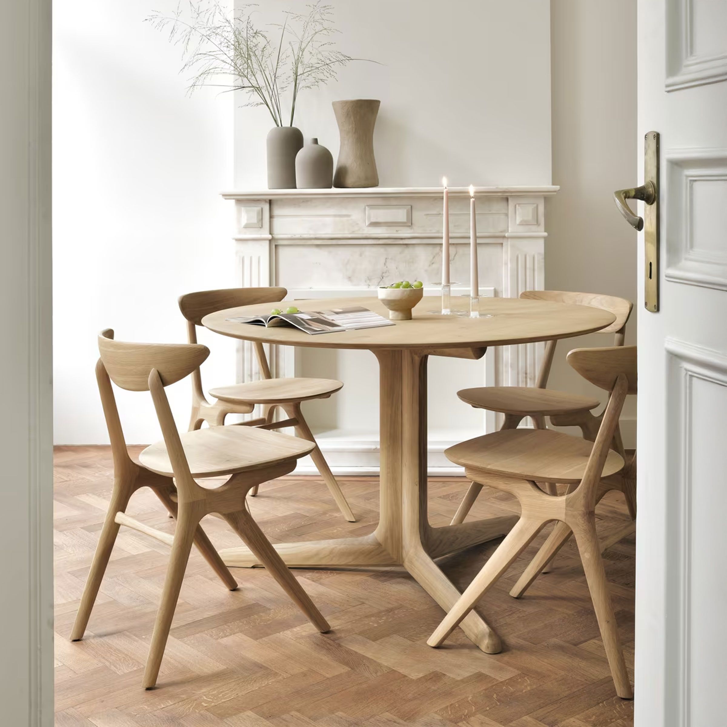 Ethnicraft Corto ronde eettafel 120 cm – massief eiken, naturel