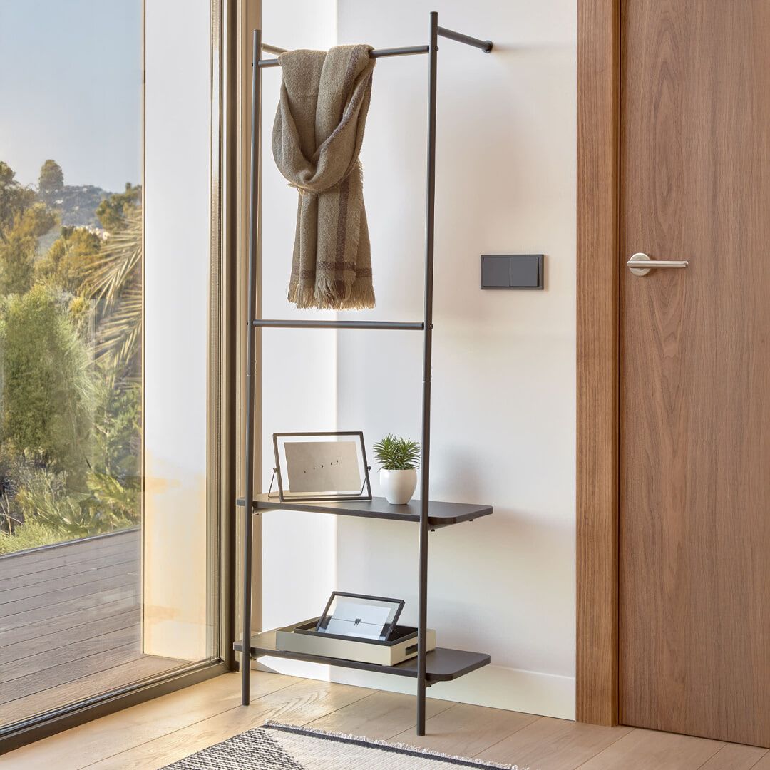 Galatia Wandrek van Kave Home – Minimalistisch Zwart Design (162×60 cm)