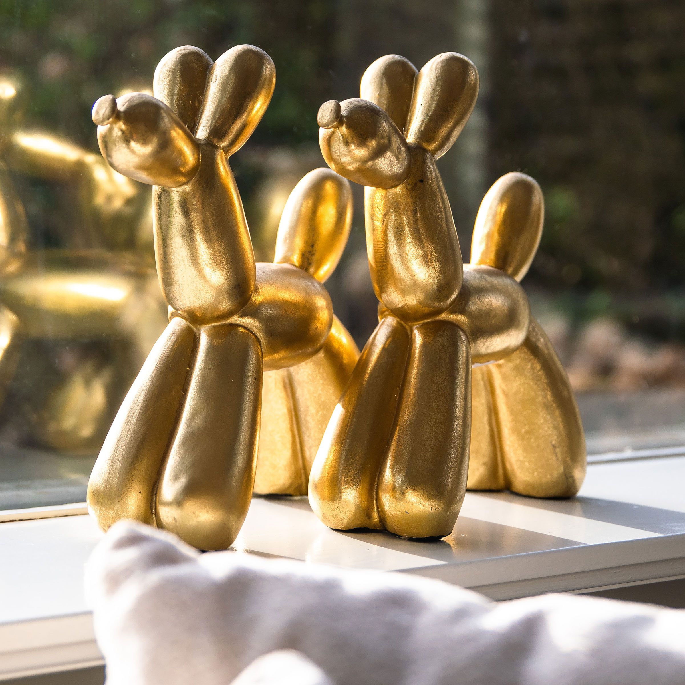 Gouden Balloon Dog – Speelse Designhond van Richmond Interiors