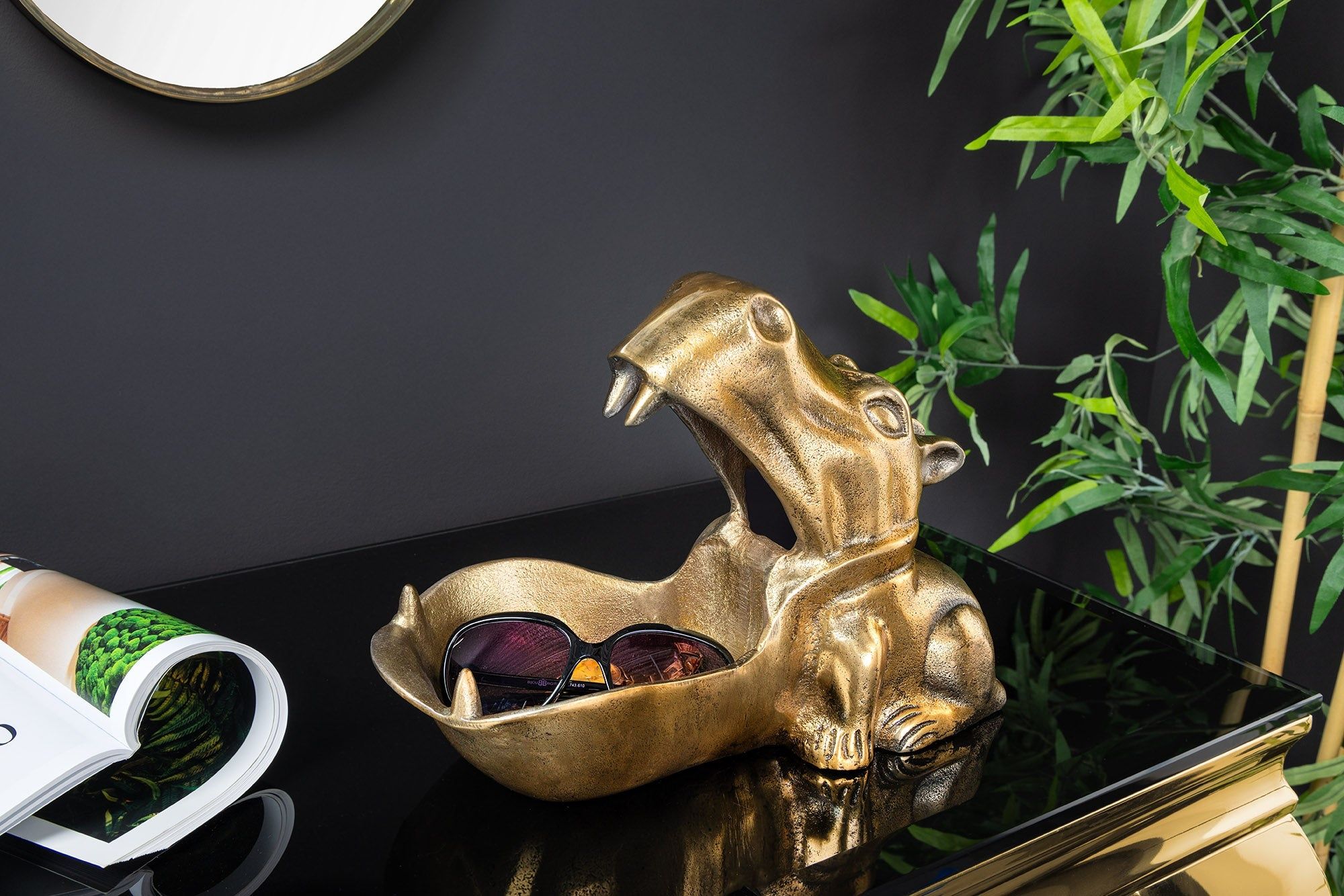 Handgemaakte decoratieve schaal HIPPO – 30 cm, messing‑goud finish